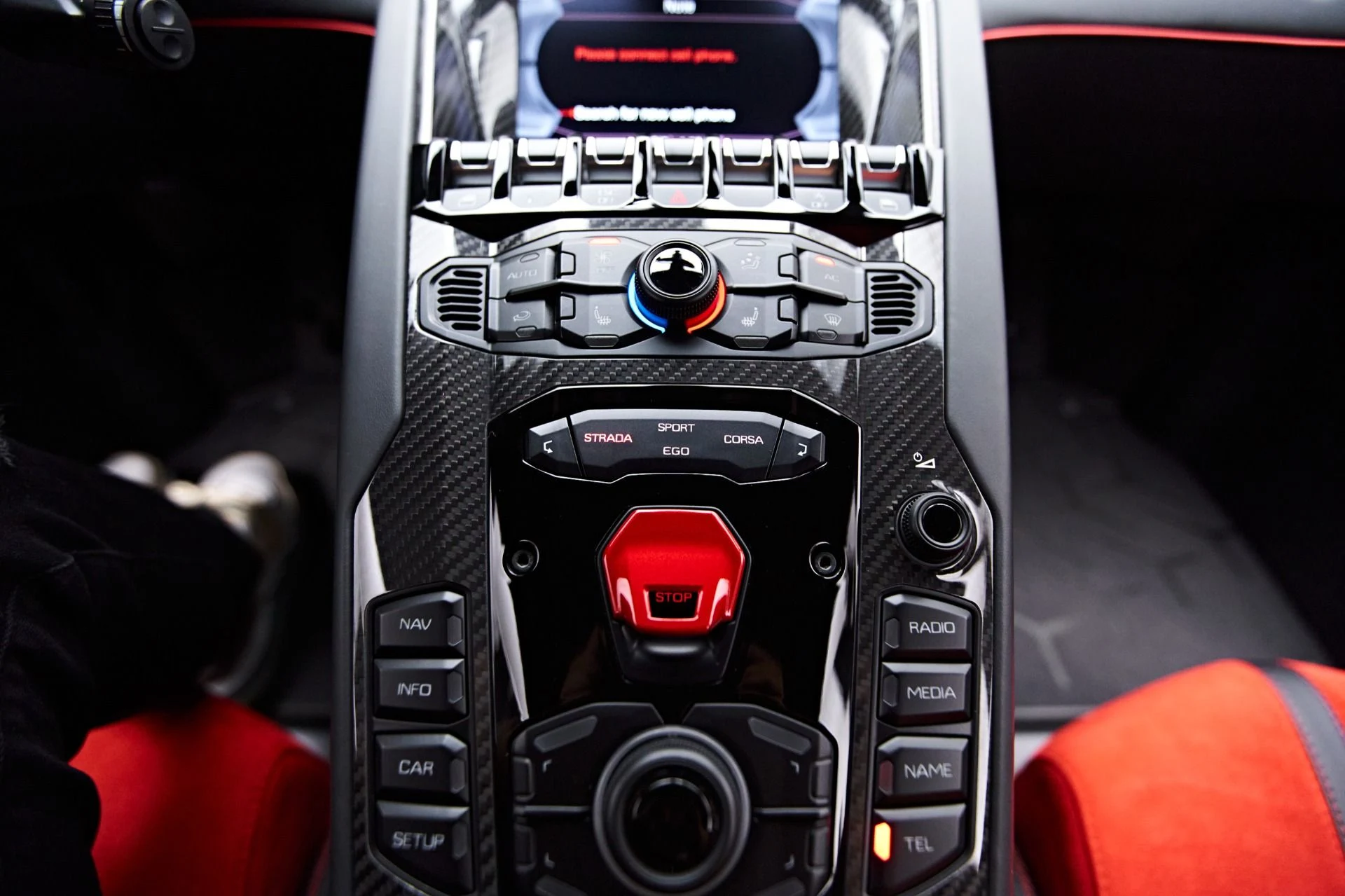 mph065_1666657748_Used_2019_Lamborghini_Aventador_SVJ_Base_1660667144_abb749b3f8