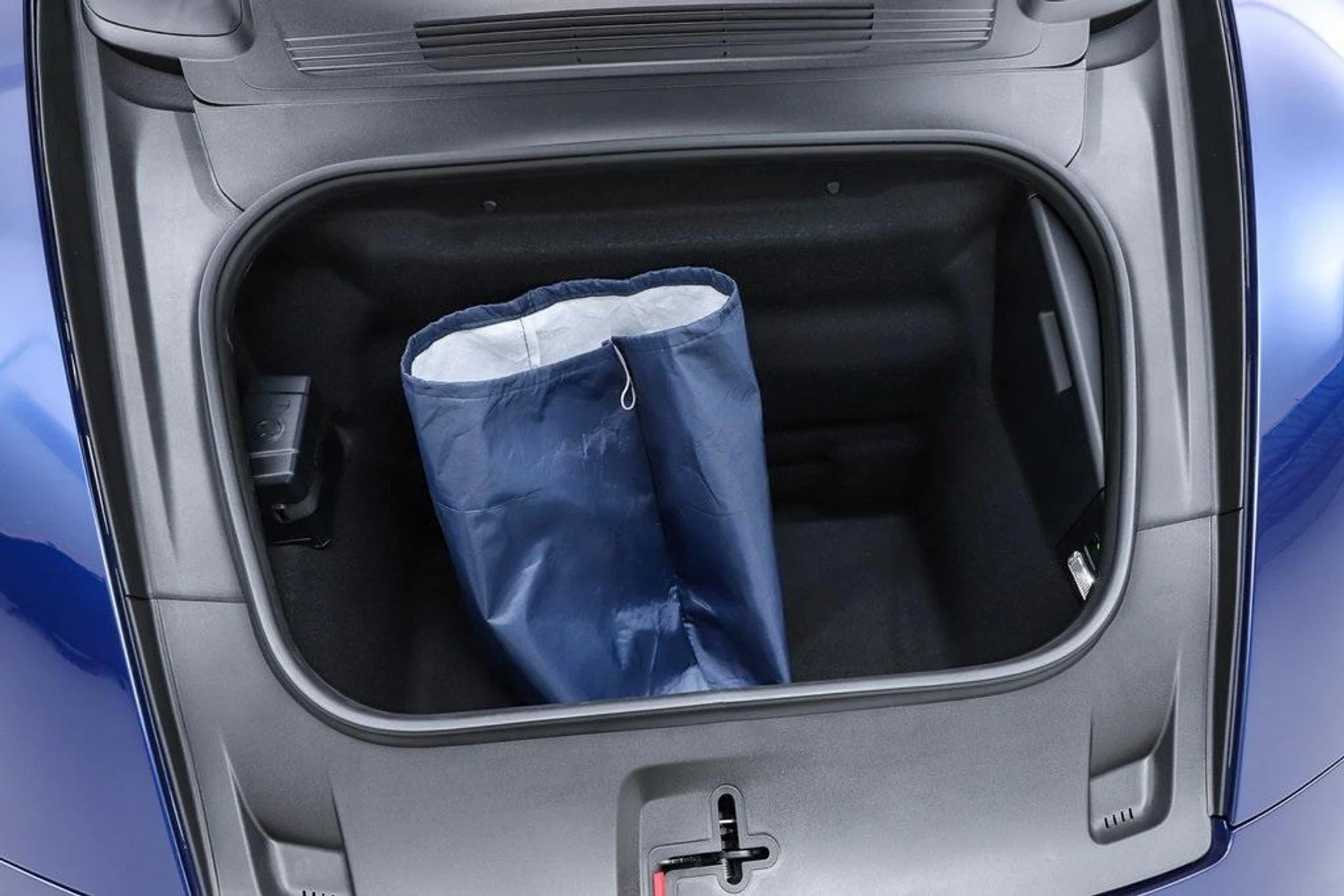 mph065_1678631314_H4nq_qvr_MGHH_7_U2crz_0ub_Vt_c_963cb19f79