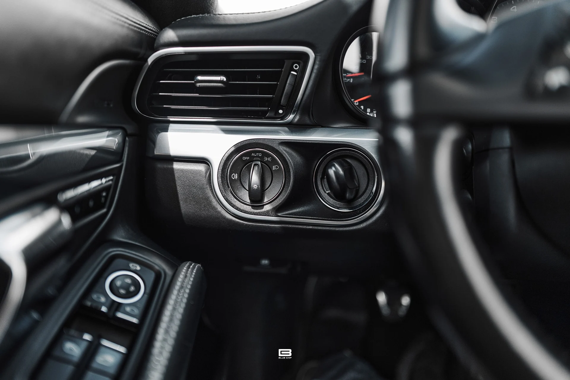 mph065_1750260757_69d84639ede126d1b559fc62_L1210104_af420384be