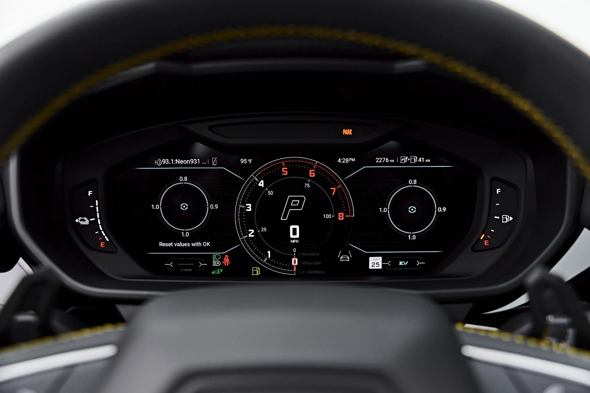 mph065_182629248_Used_2025_Lamborghini_Urus_SE_1788049956_47edba6a18