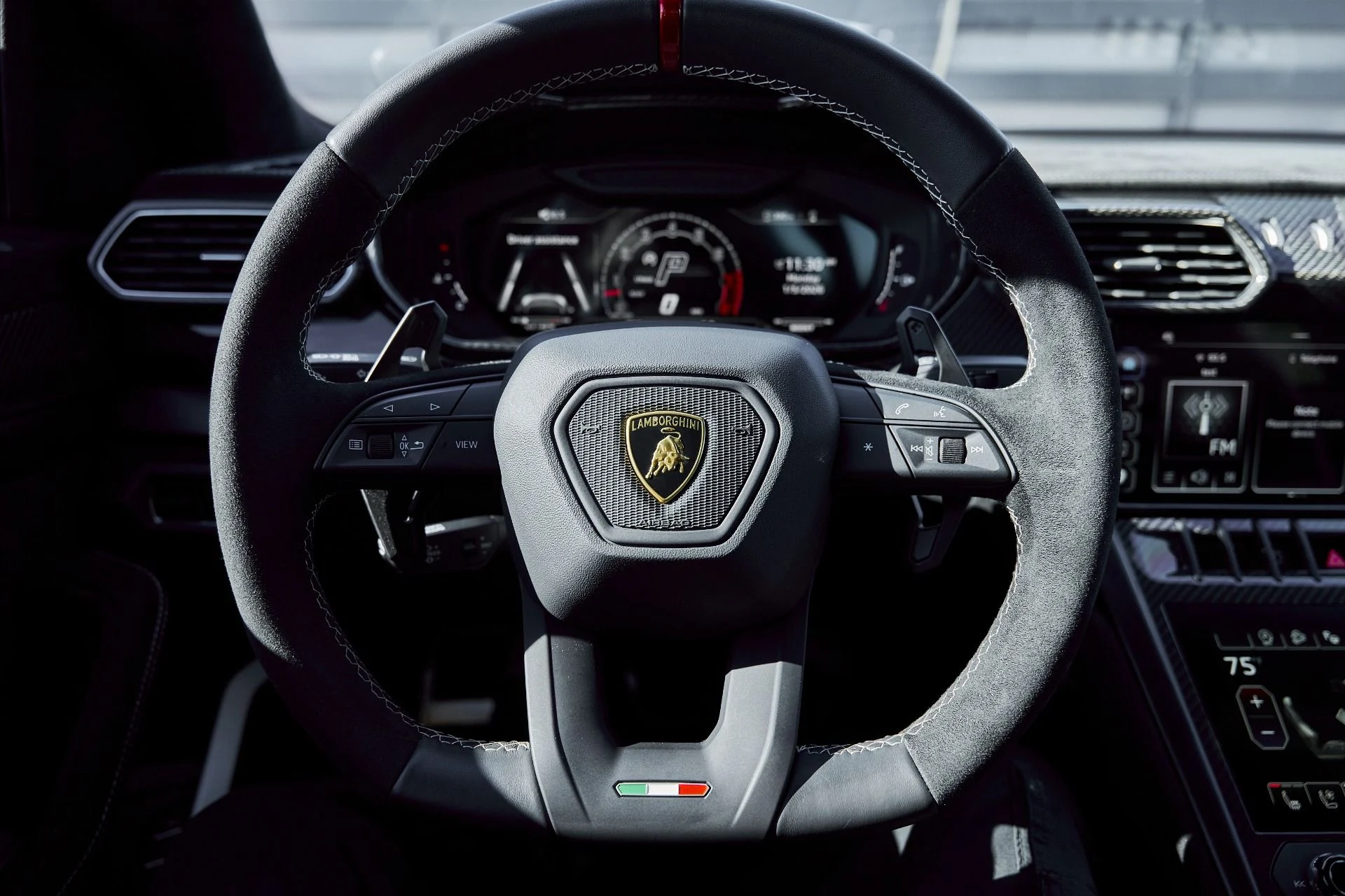 mph065_1864490937_Used_2024_Lamborghini_Urus_Performante_1767668068_c36a77e4d0