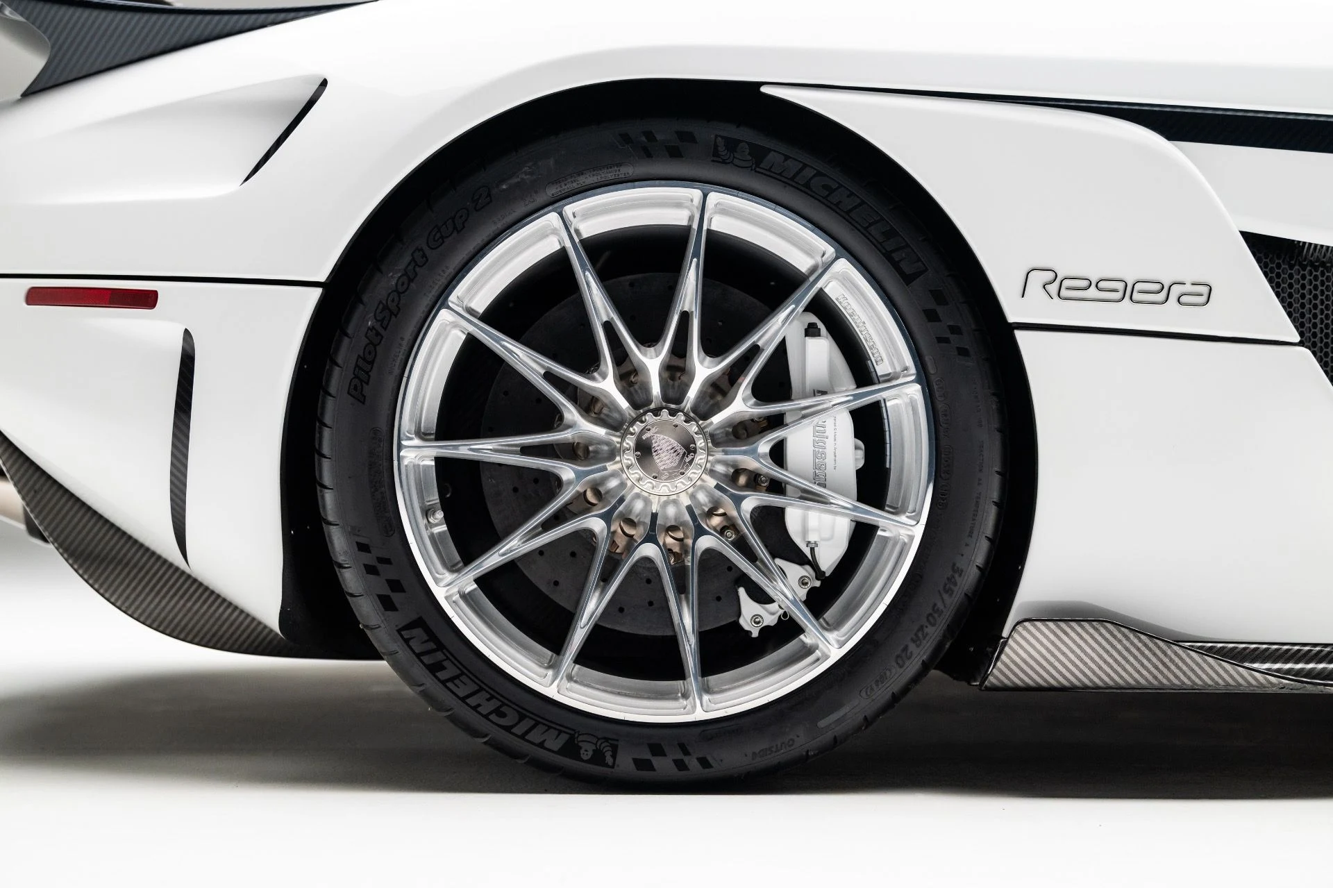 mph065_1874751464_13358_p66_l_02422a1ac2