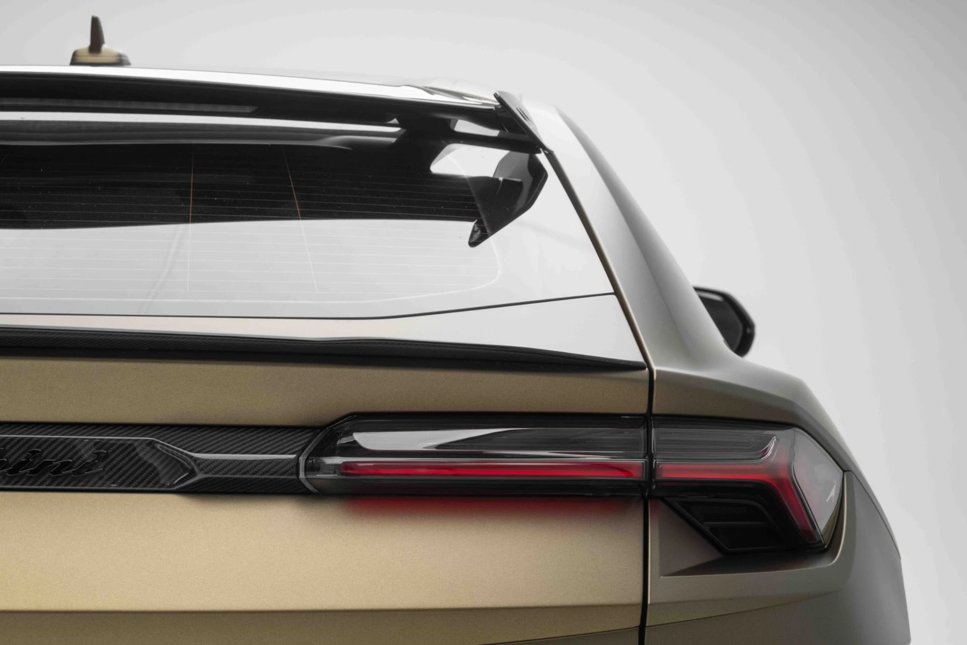 mph065_1914559498_Used_2024_Lamborghini_Urus_Performante_1774028783_04819ef9c4