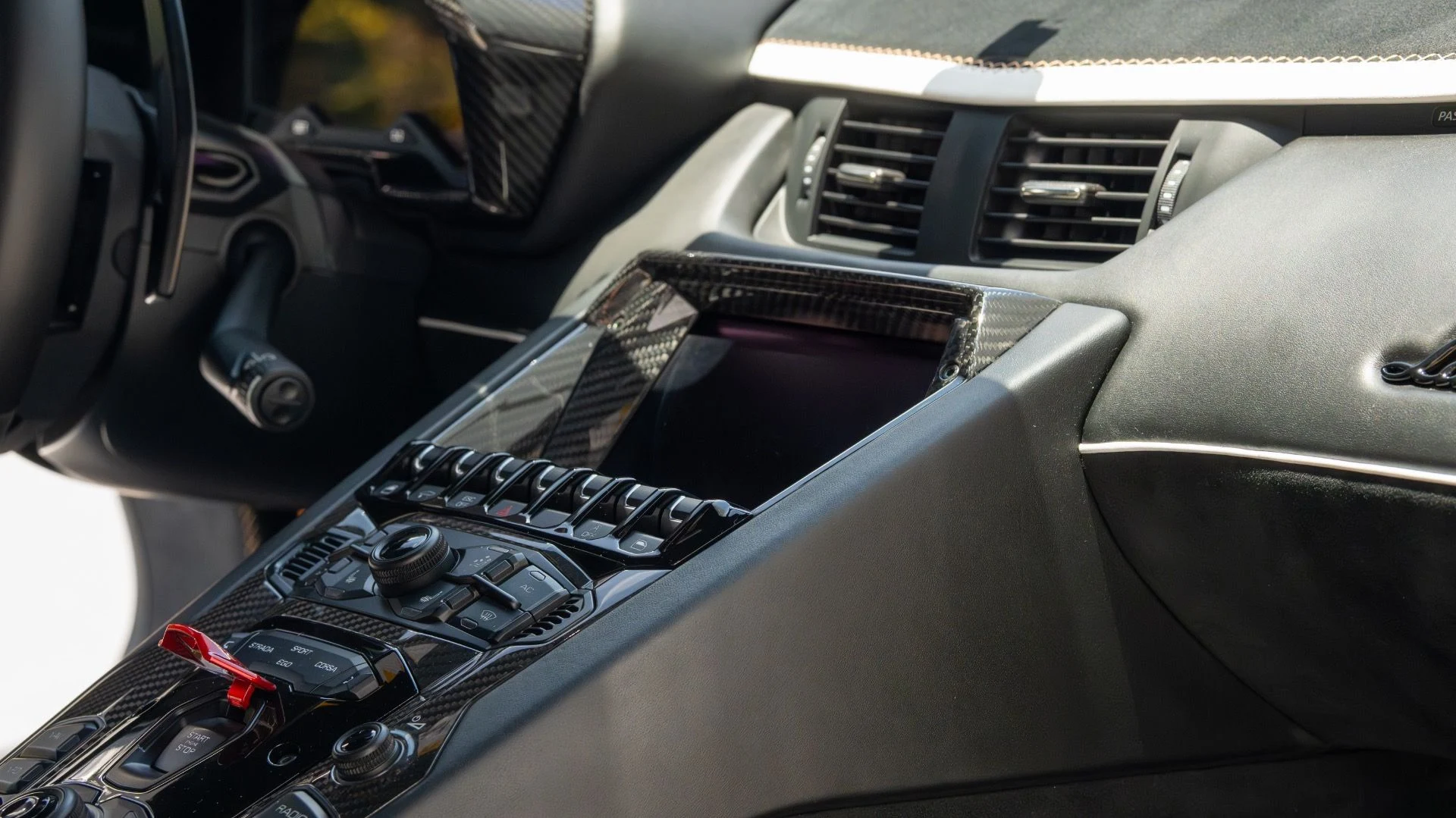 mph065_1972313331_Used_2019_Lamborghini_Aventador_LP_770_4_SVJ_1754340799_db024275b4