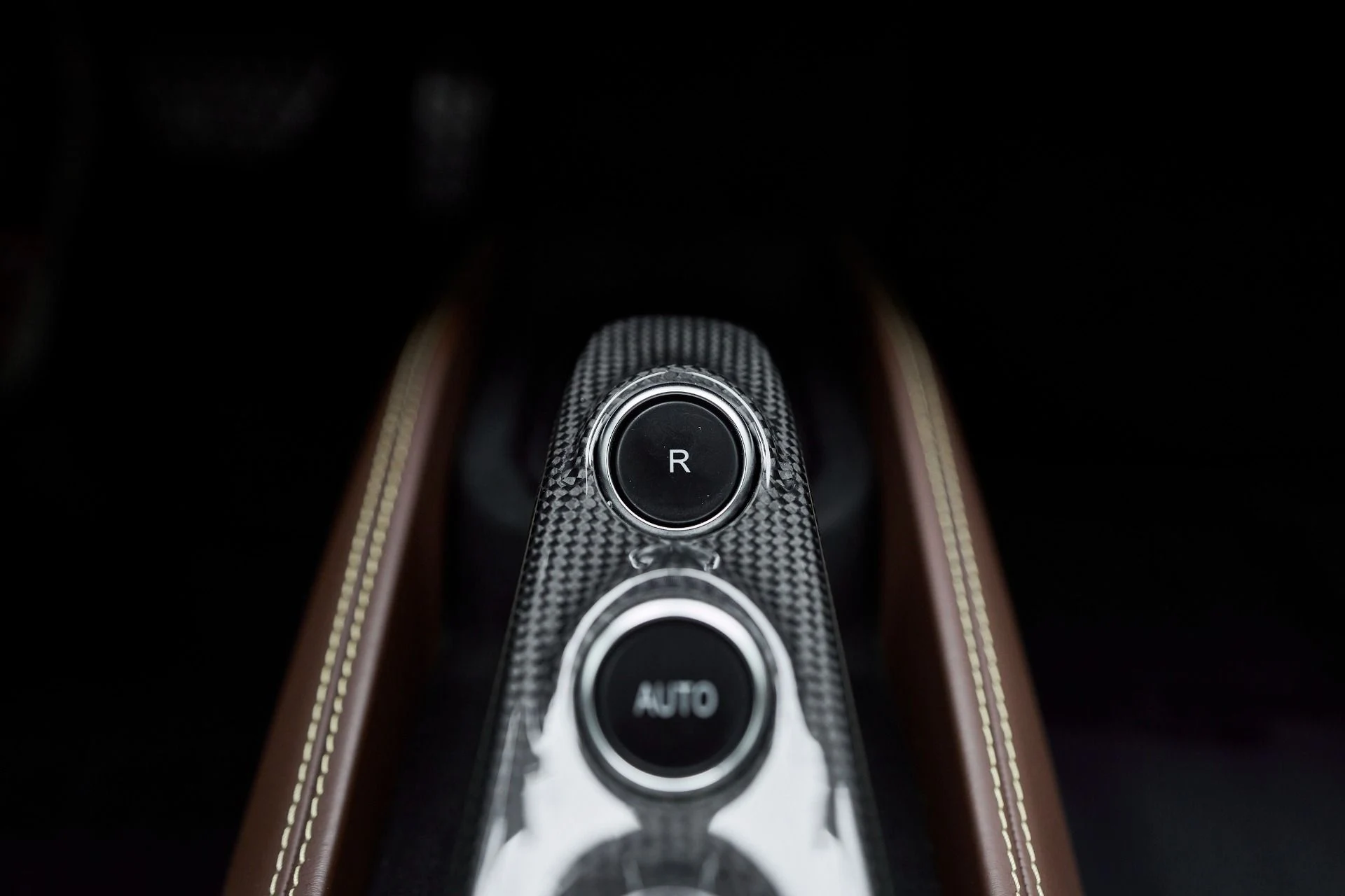 mph065_1990290241_Used_2020_Ferrari_F8_Tributo_Base_1761597713_4305534538