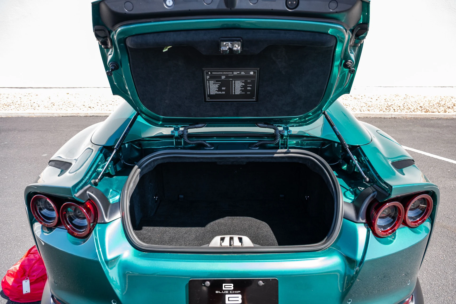 mph065_2010778544_6a6130086d748e6ca4d9b3ea_23798_202022_20_Ferrari_20812_20_GTS_20_Verde_20_British_66_b25f84f775