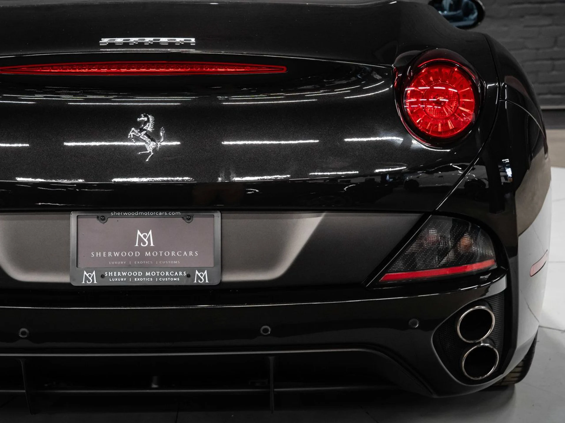 mph065_2018027777_ferrari_california_2011_b5e88ce627