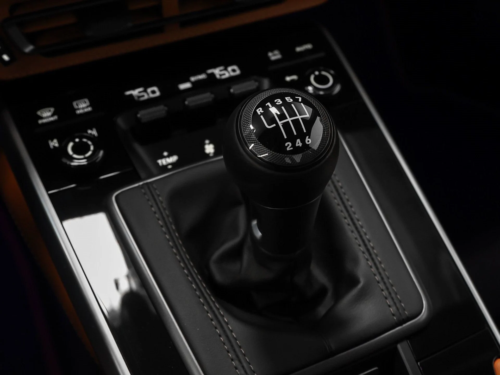 mph065_202902735_66_a177b59eb9