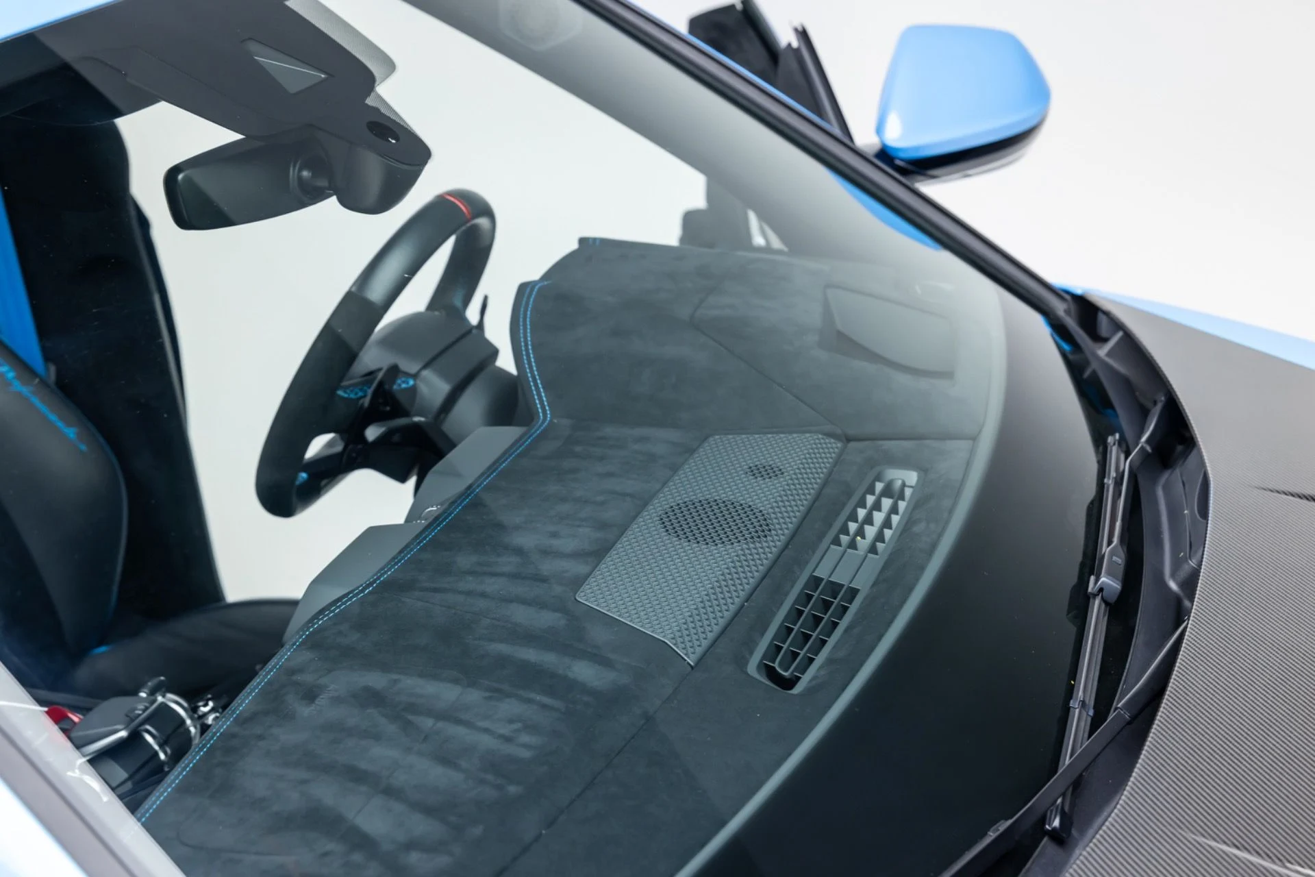 mph065_2032065946_13287_p66_l_1cacf23c1e