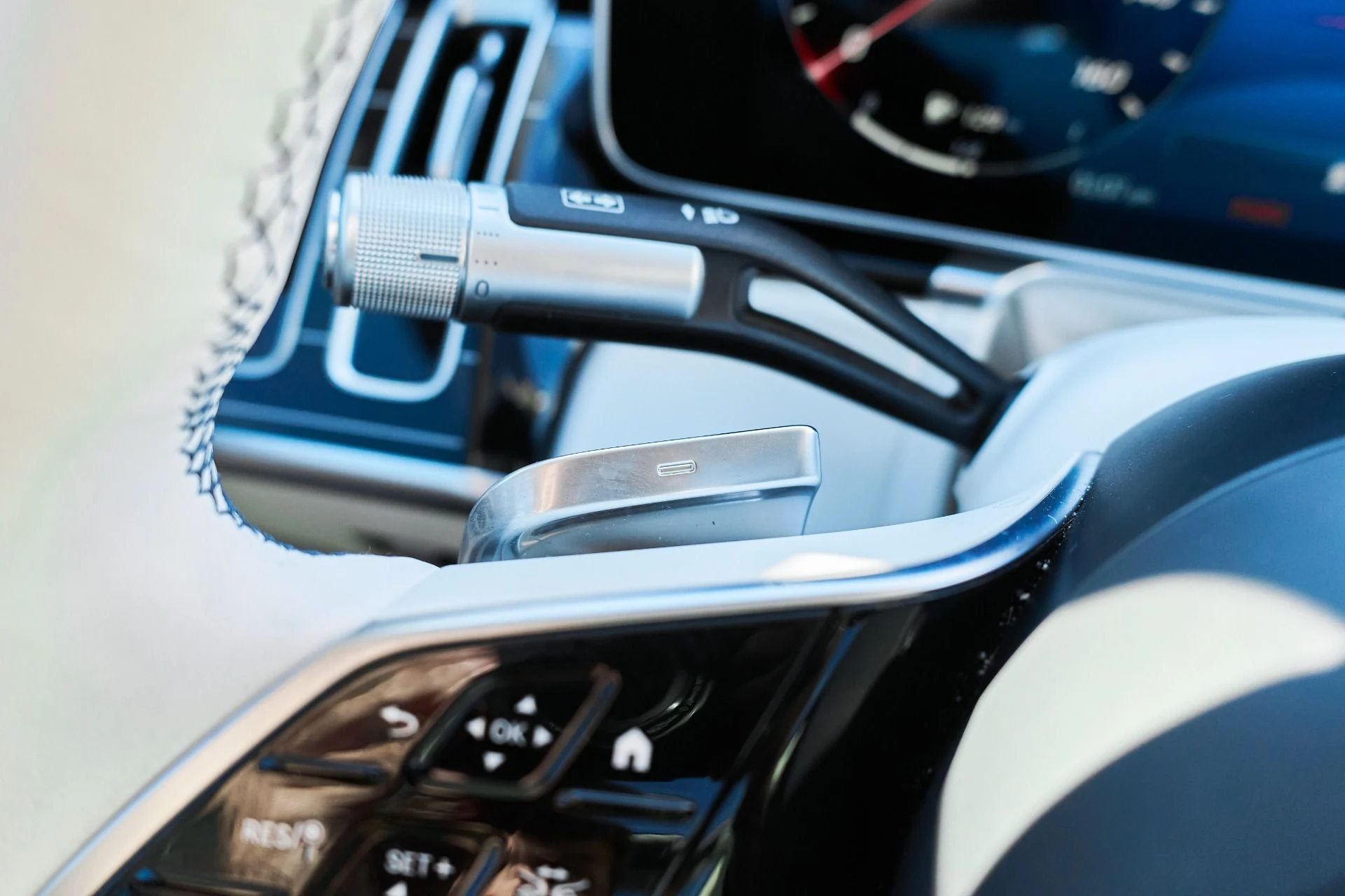 mph065_2089086326_Used_2024_Mercedes_Benz_S_Class_Maybach_S_680_1765936884_9bb3d976d4