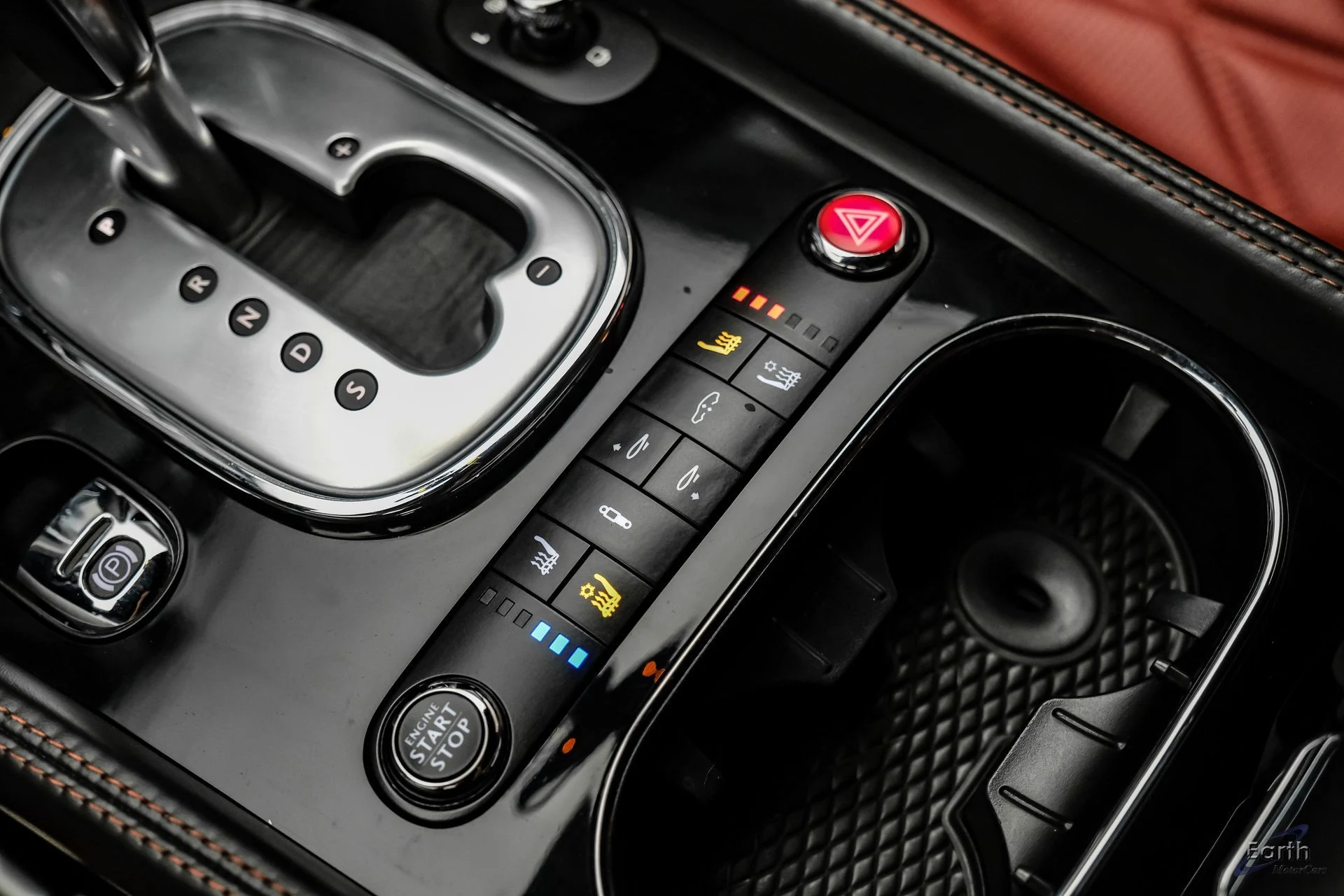 mph065_2101403007_411d5ad569d8117f9d09e1053bddb56ex_c165ada946