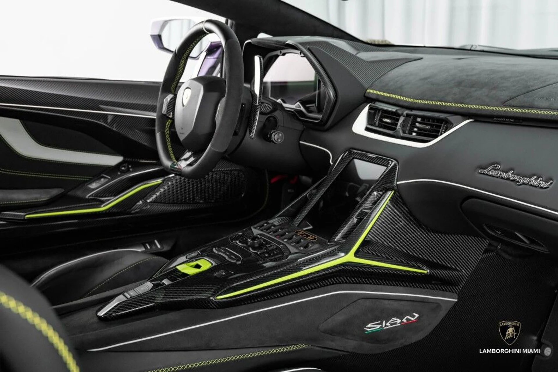 mph065_2128345871_54cb789463557444372d4f2055d7a152_f863c4a539