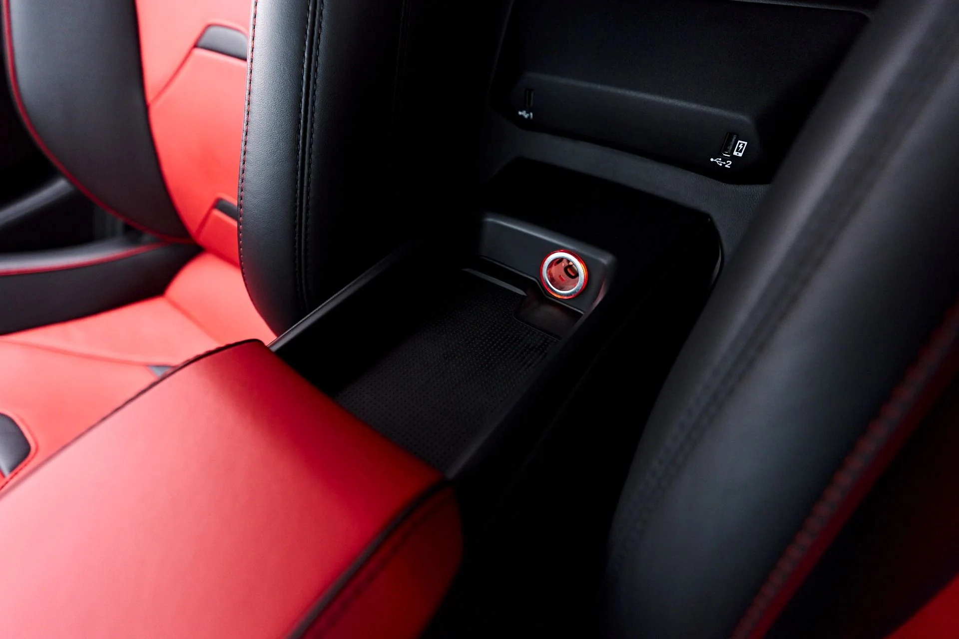 mph065_2144253977_Used_2022_Lamborghini_Huracan_EVO_Base_1752781637_c7dff71289