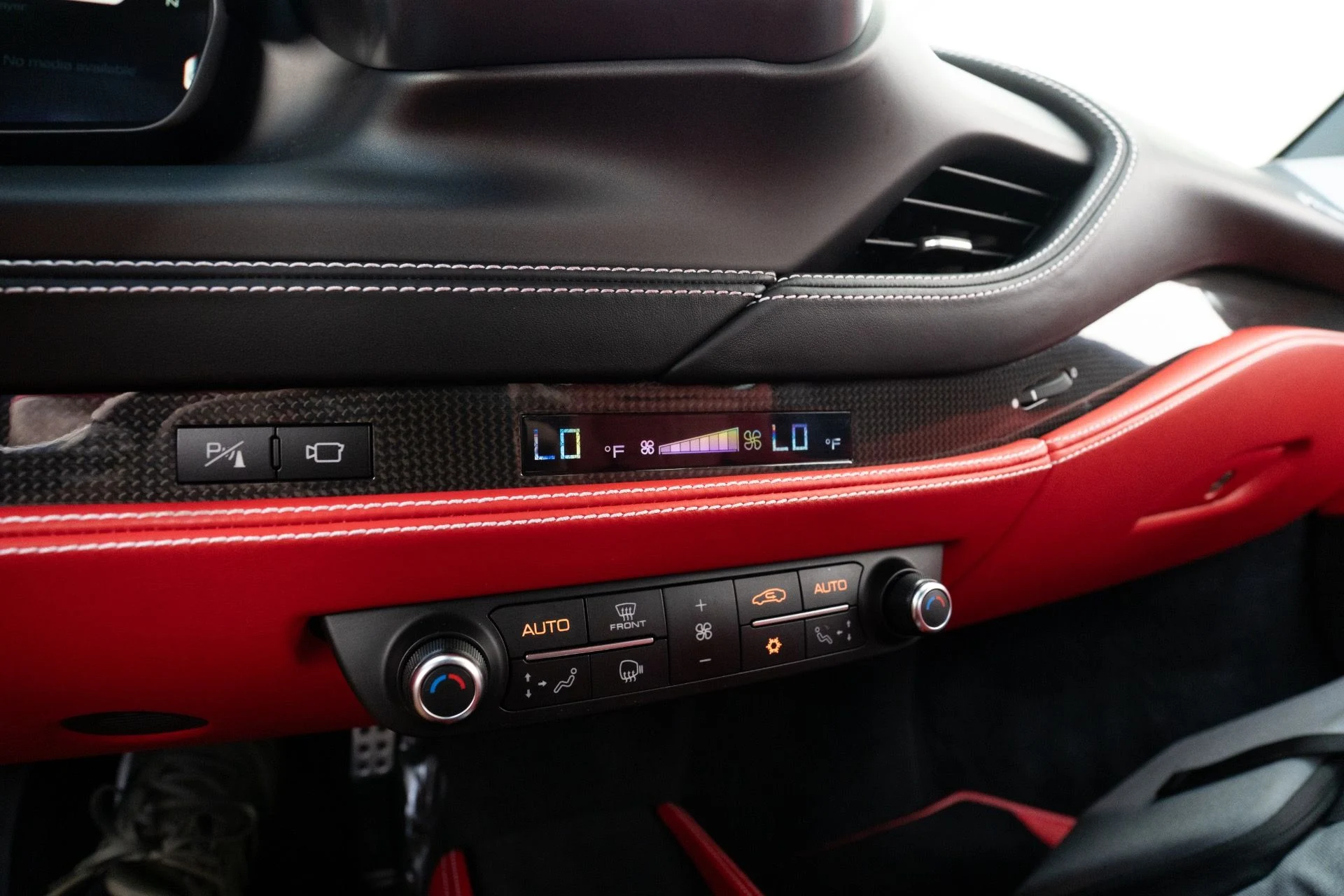 mph065_2159656959_Used_2021_Ferrari_F8_Tributo_1763762778_7a10124831