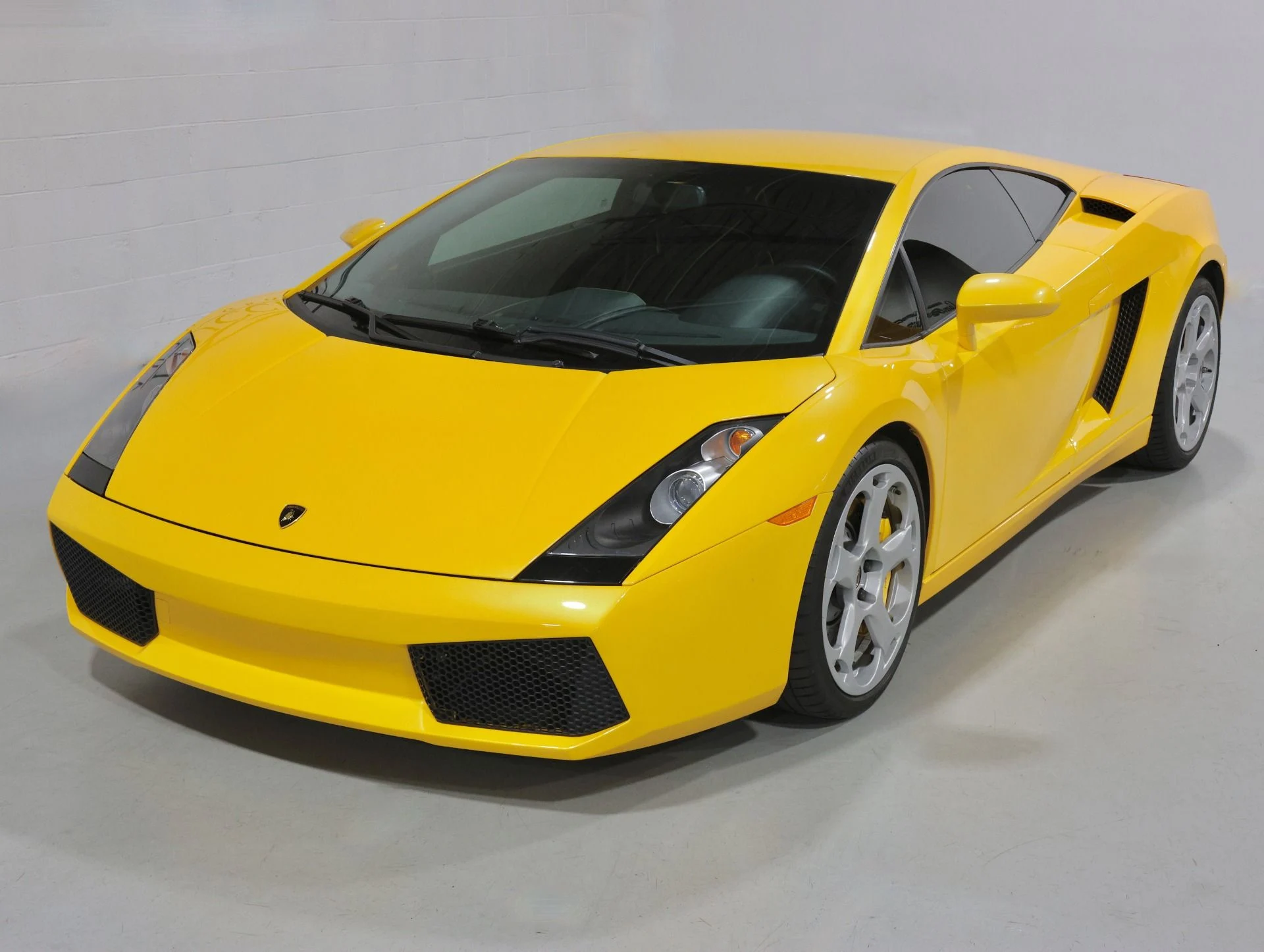 mph065_2205311256_Used_2008_Lamborghini_Gallardo_GATED_6_SPEED_MANUAL_Full_Car_PPF_Recent_20_K_Major_Service_1758142100_158225d8d4