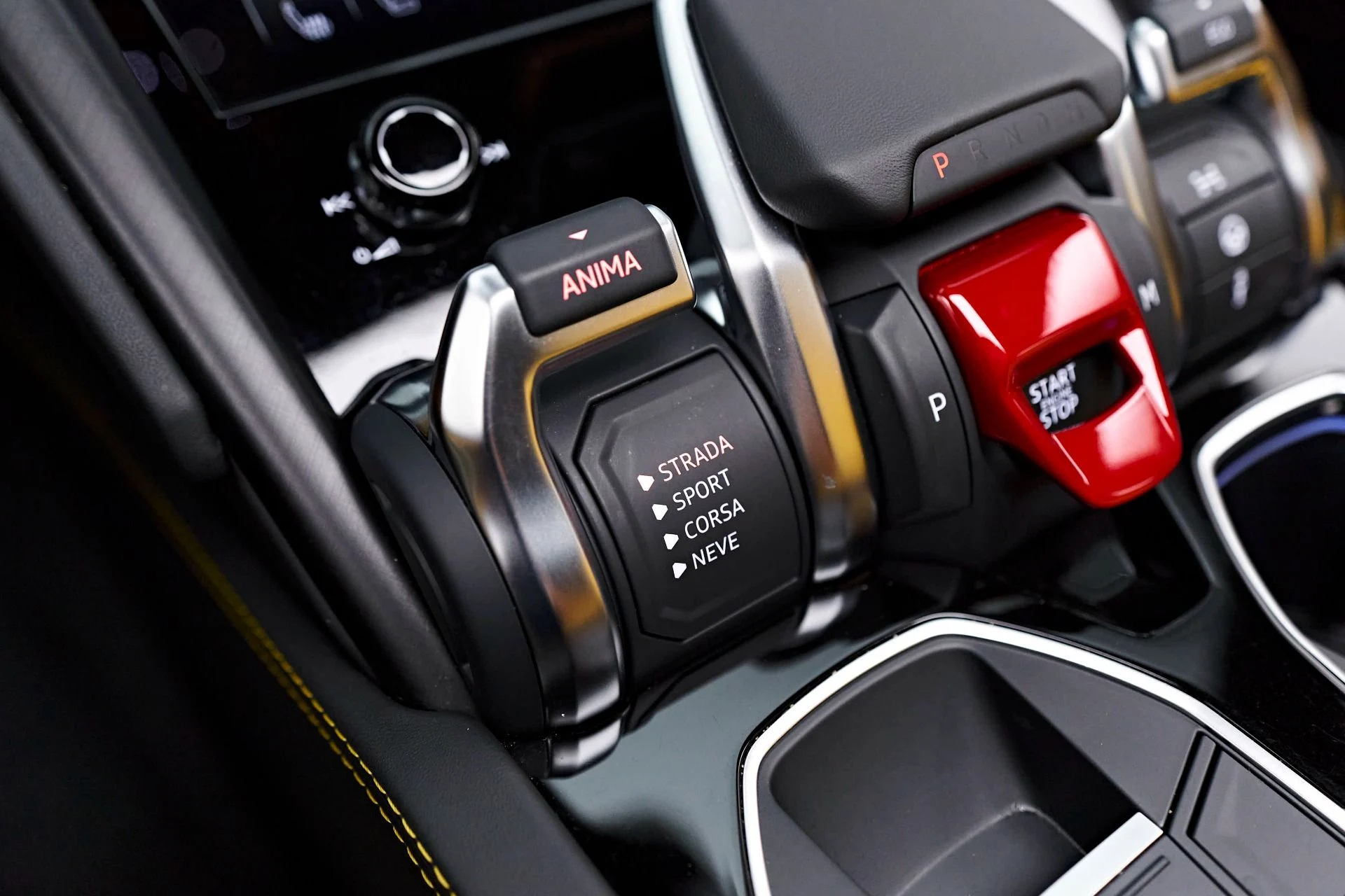 mph065_2244198039_Used_2022_Lamborghini_Urus_1714440387_3a8f7285a0