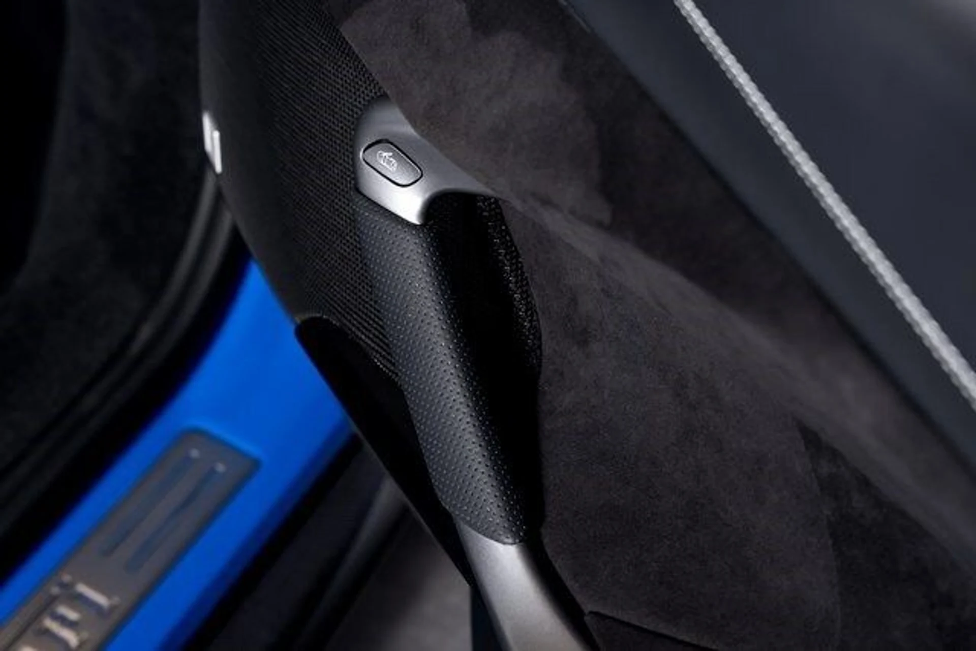 mph065_2252832027_0c470559a280879f6bf134975bea1d9bx_be4ed54573