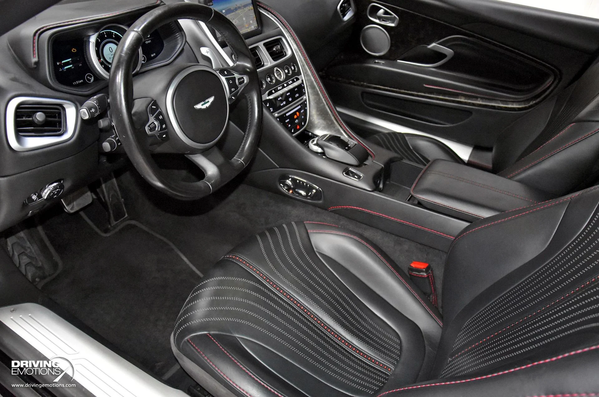 mph065_2331292332_861_p66_l_c7b1ea01c6