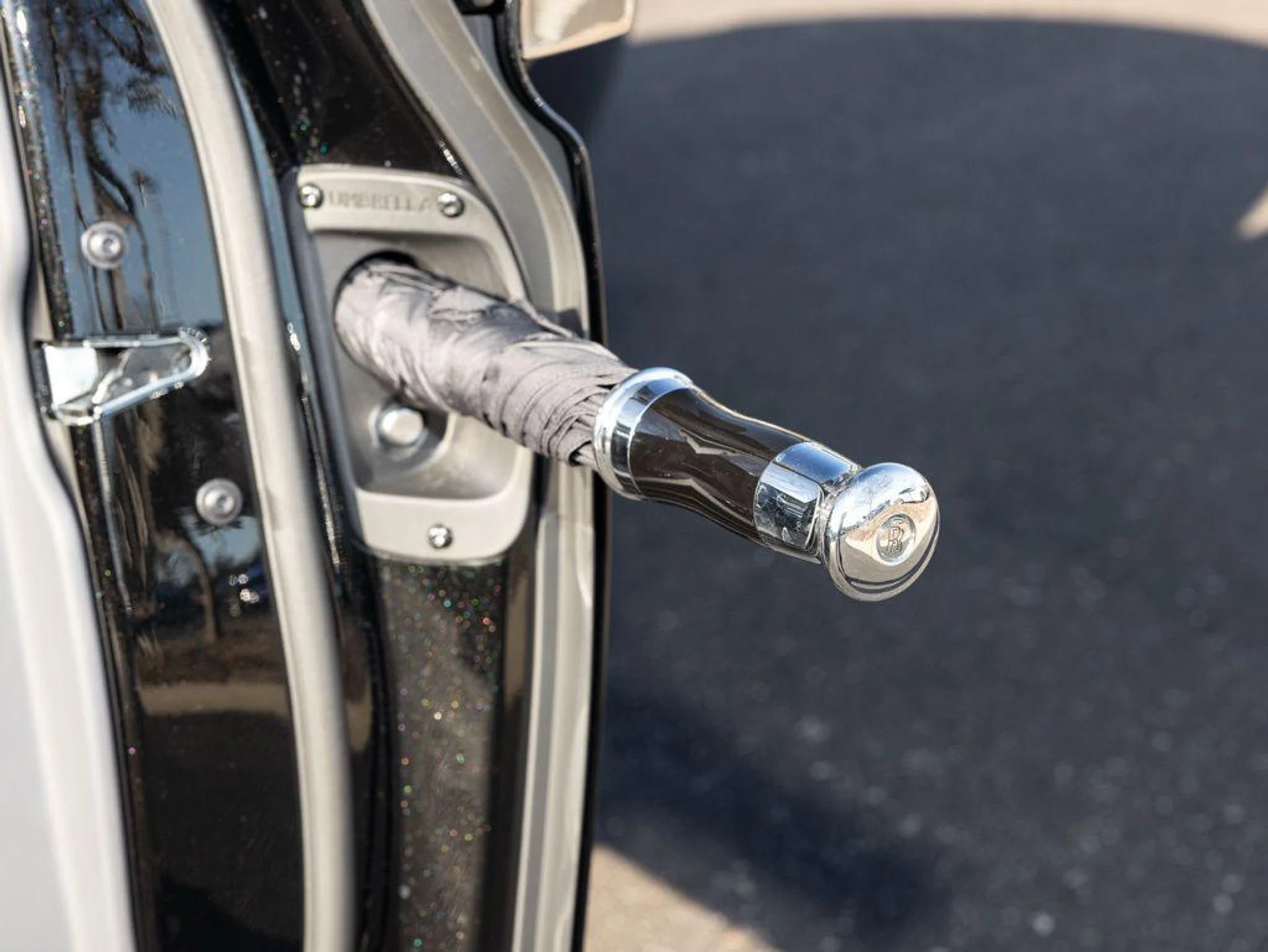 mph065_2386235439_499801363_69a45175ae5c6c0dfd47f90d_fda19791db