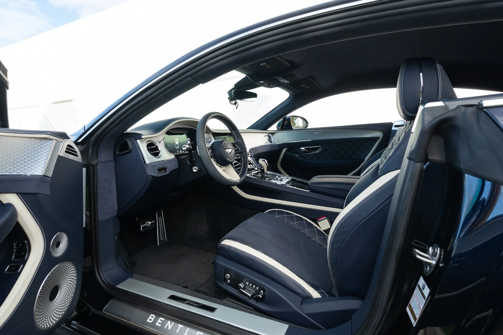 mph065_2400631052_Used_2023_Bentley_Continental_GT_Speed_1775098495_1d25c7c1f6