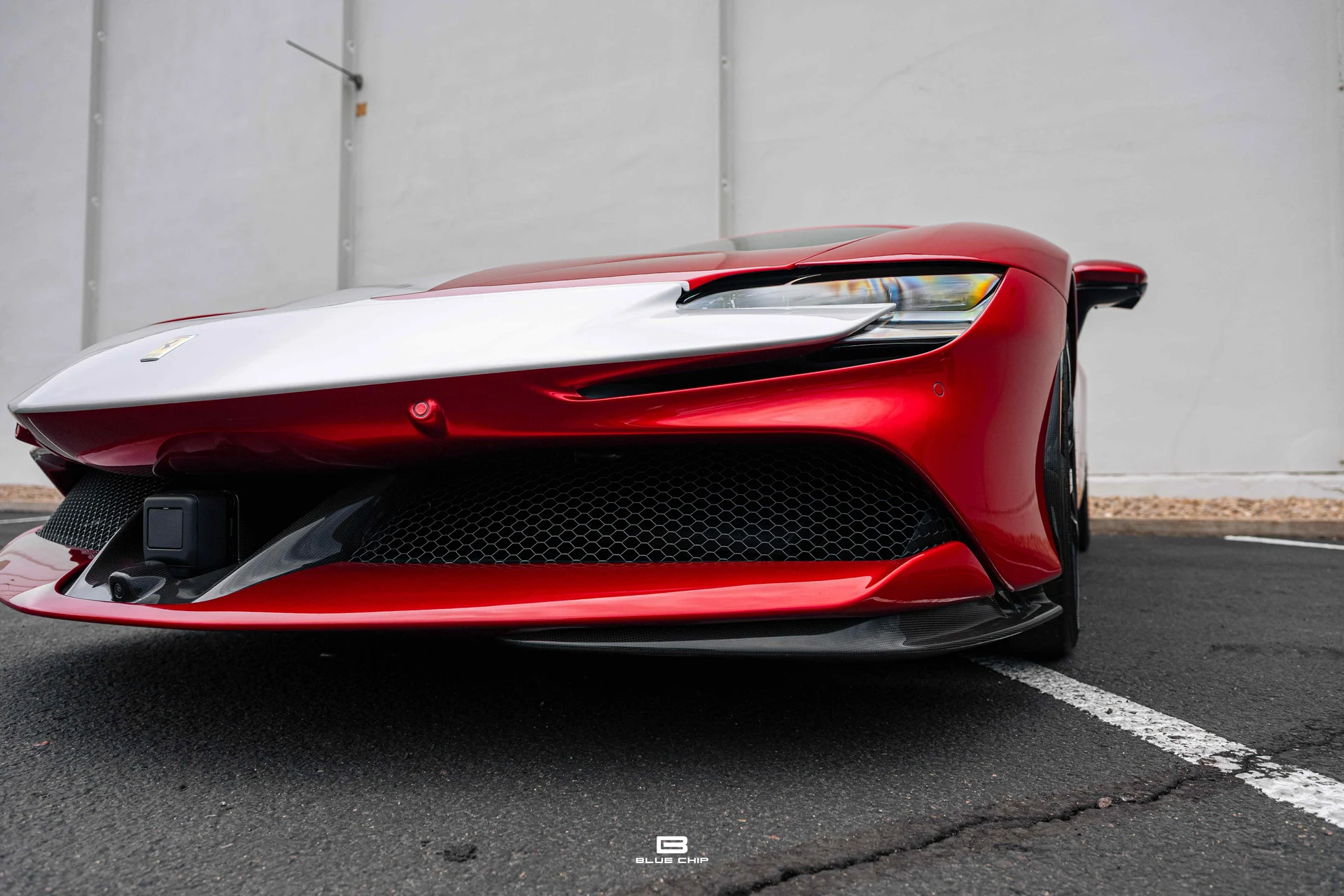 mph065_2430404177_6a6a857ec4405a22135e960a_23796_202025_20_Ferrari_20_SF_90_20_Spider_20_Roso_20_Magma_66_18df529496