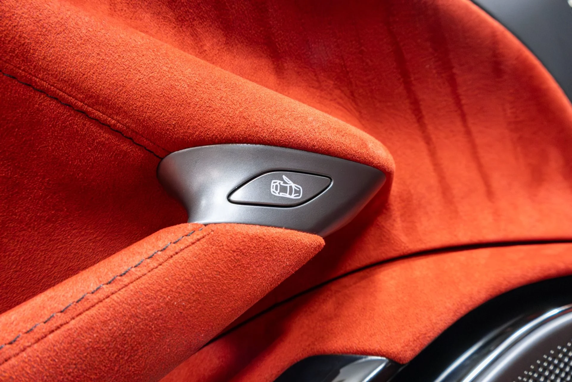 mph065_2502952905_Used_2022_Ferrari_Roma_1775684538_73f6a714c5