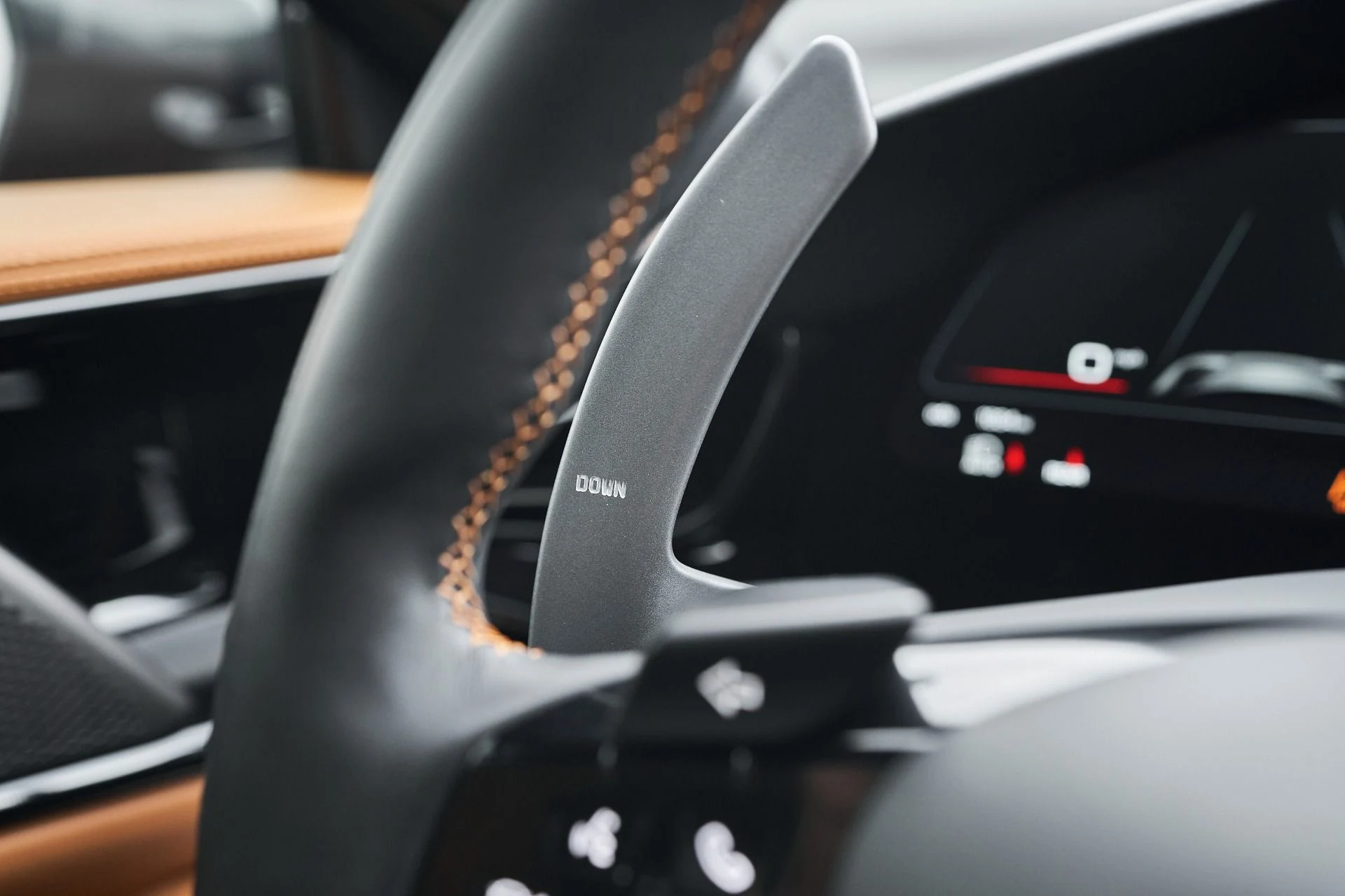 mph065_2534864801_Used_2025_Ferrari_Purosangue_1762993306_89bbefe154