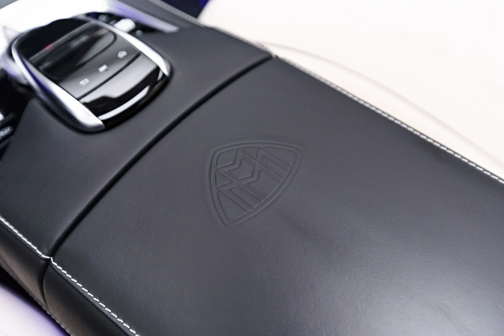 mph065_257748240_Used_2020_Mercedes_Benz_S_Class_Maybach_S_560_1686091105_7ef28ecc9b