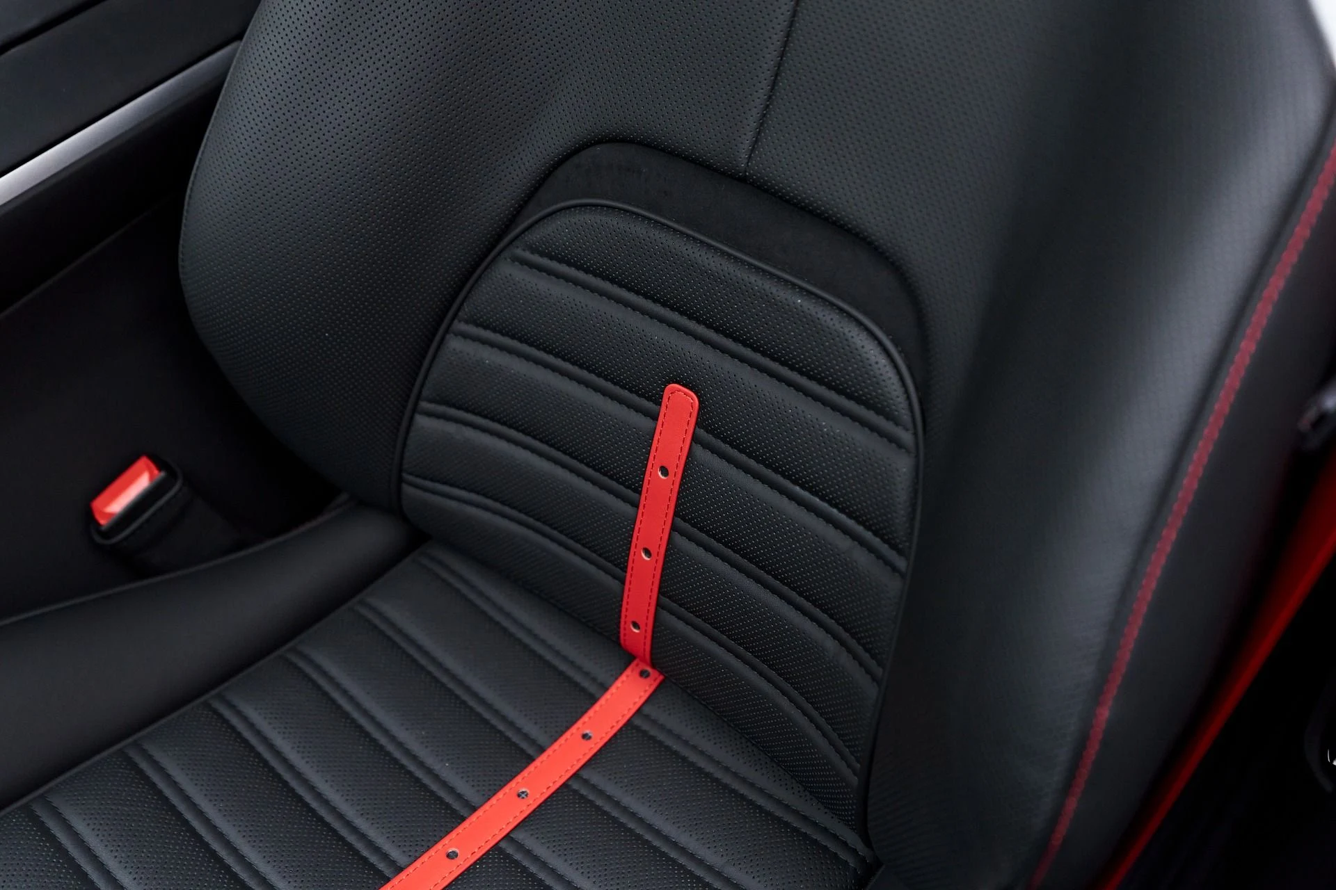 mph065_2583100040_Used_2024_Ferrari_Purosangue_1757201196_1d19e6e584
