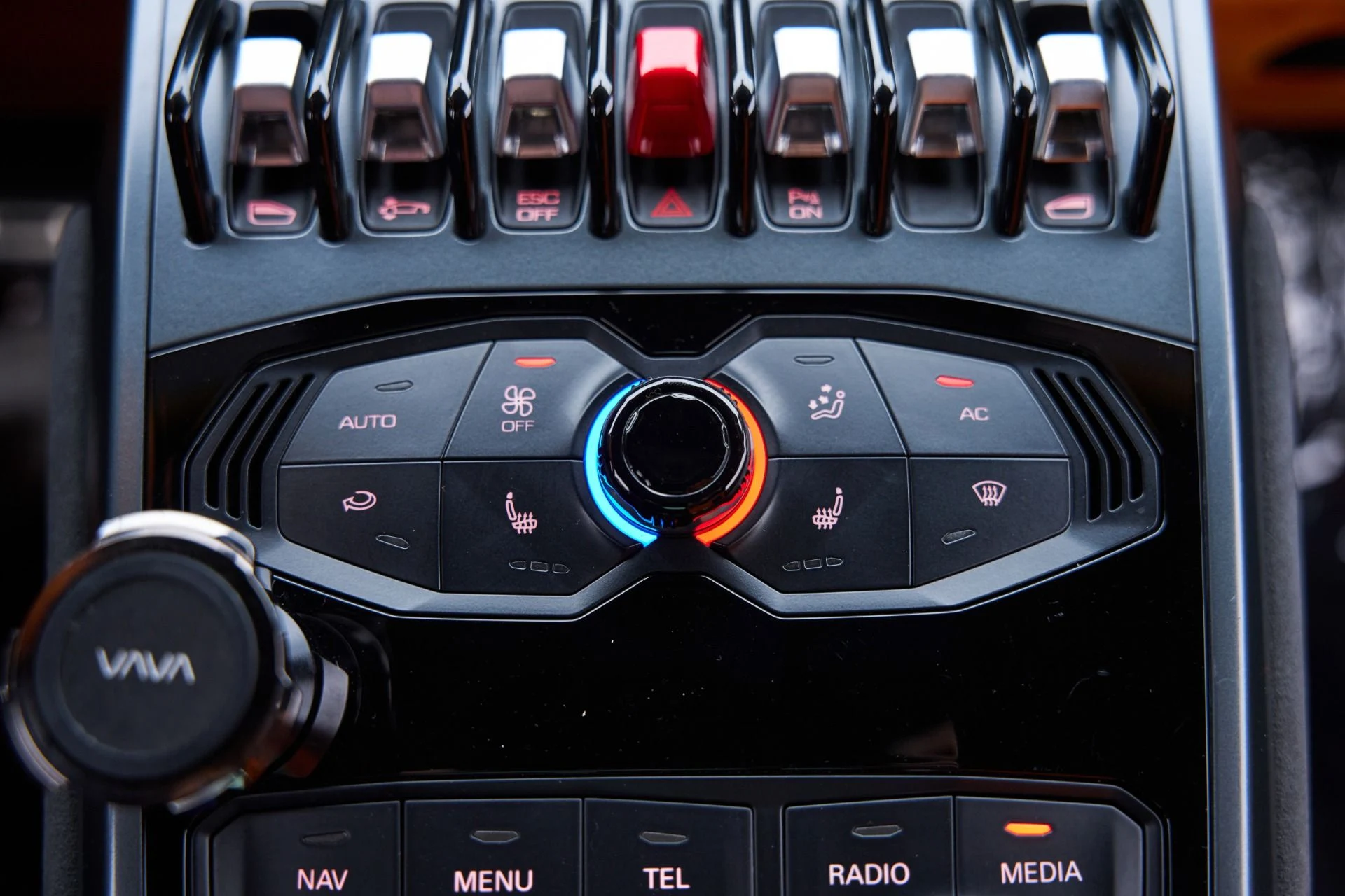 mph065_2585936366_Used_2015_Lamborghini_Huracan_LP_610_4_1792524051_629359b464