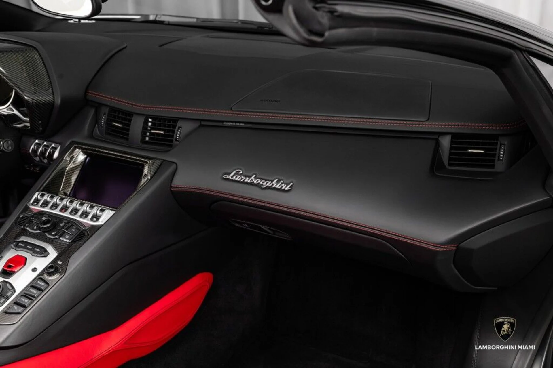 mph065_261410610_5c21c36d6499e7c26e7866c9e54f29d6_b6740c9205