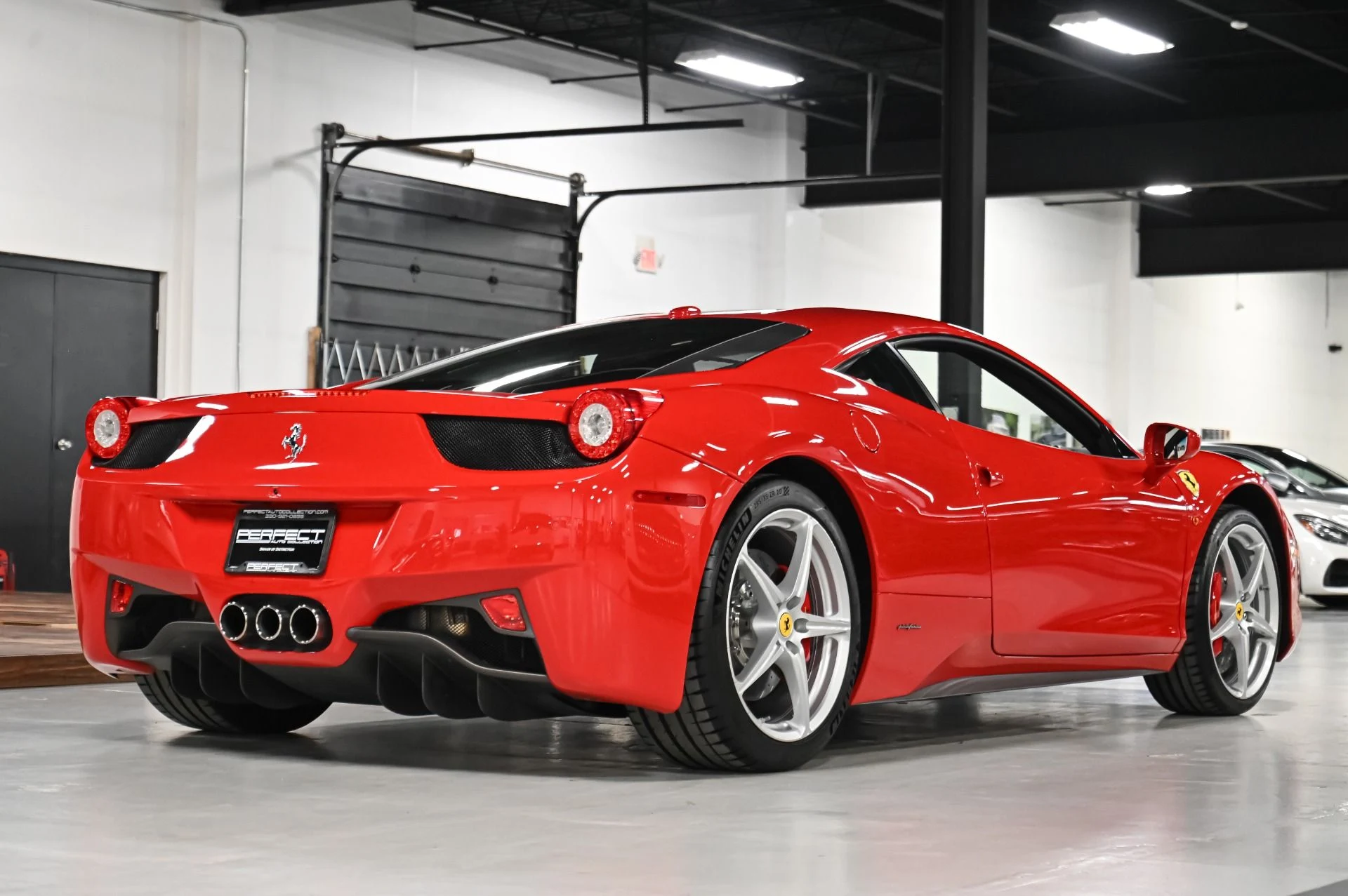 mph065_2614383574_Used_2013_Ferrari_458_Italia_1755017599_c669533a44