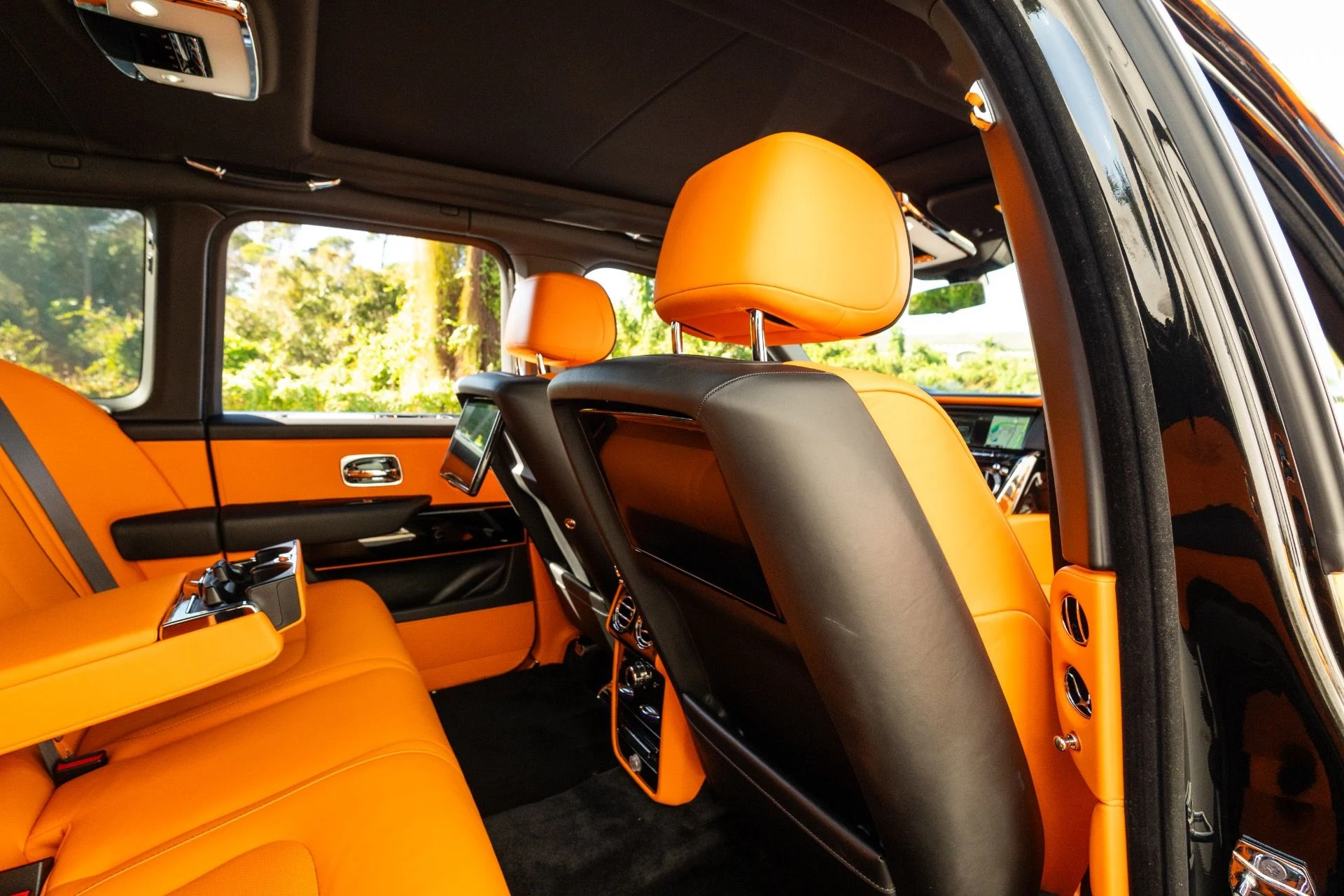 mph065_264050404_Used_2019_Rolls_Royce_Cullinan_1769627245_c90d8d4474