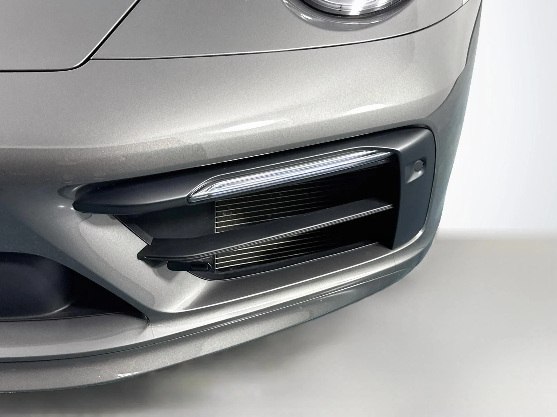 mph065_2804061313_Used_2020_Porsche_911_Carrera_S_1788553626_a256925b2c