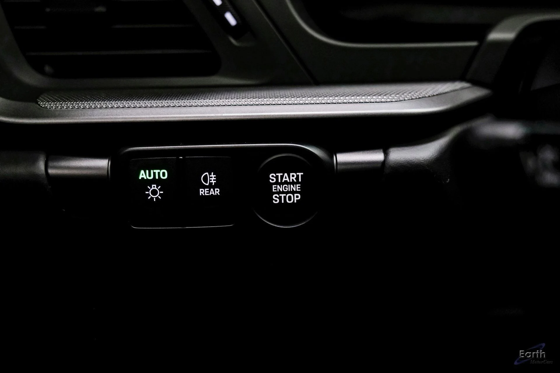 mph065_283106284_1d96cdb2550a7e91b3a92ef5c2c2ee75x_3ec1b27d6b