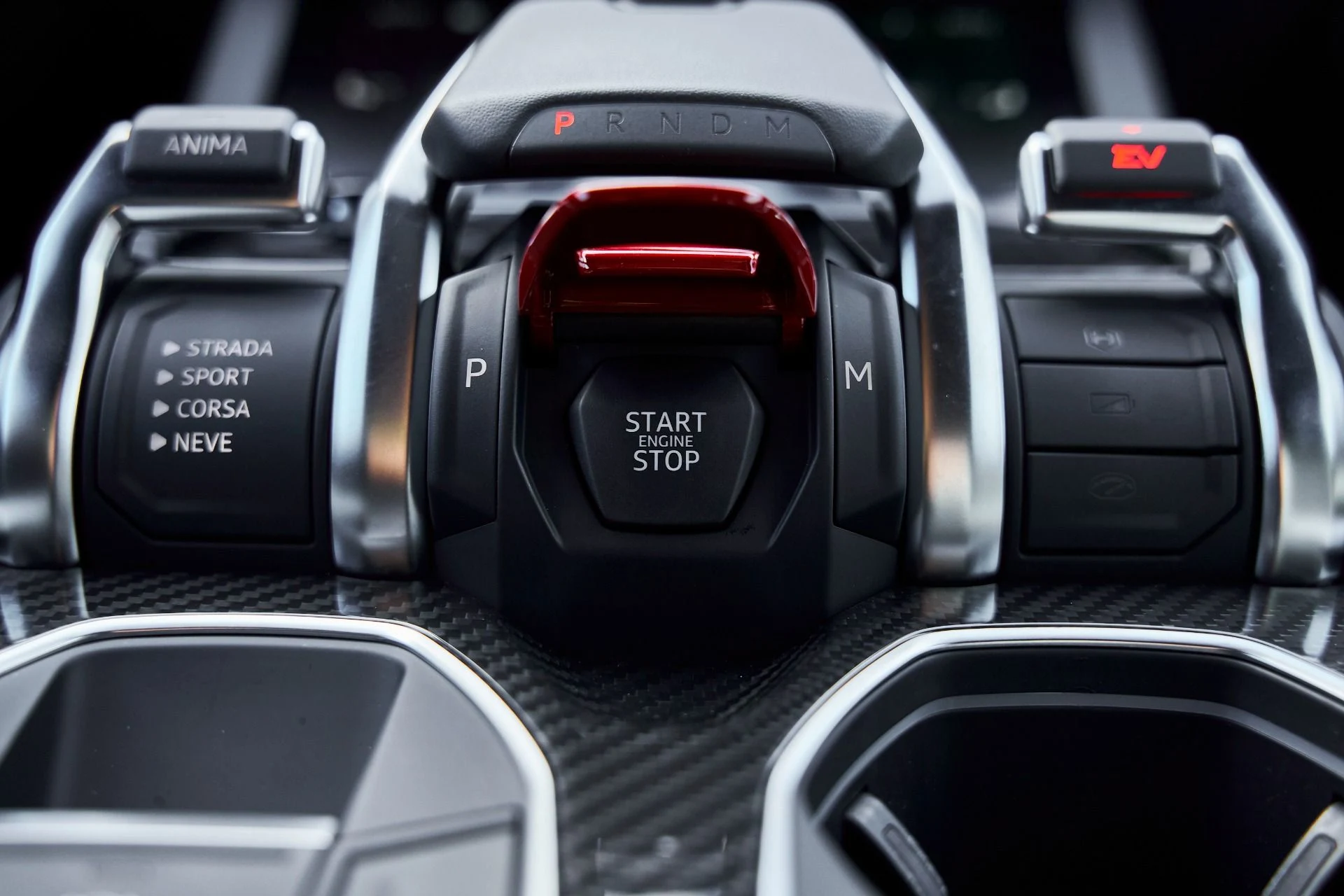 mph065_2904725310_Used_2025_Lamborghini_Urus_SE_1767720917_a846754921