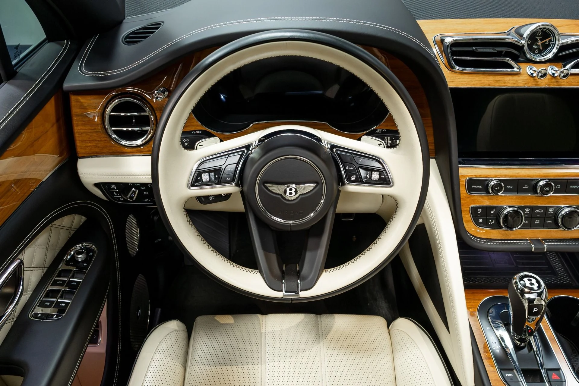 mph065_2954300536_Used_2021_Bentley_Bentayga_V8_First_Edition_1776782316_e44913cc19