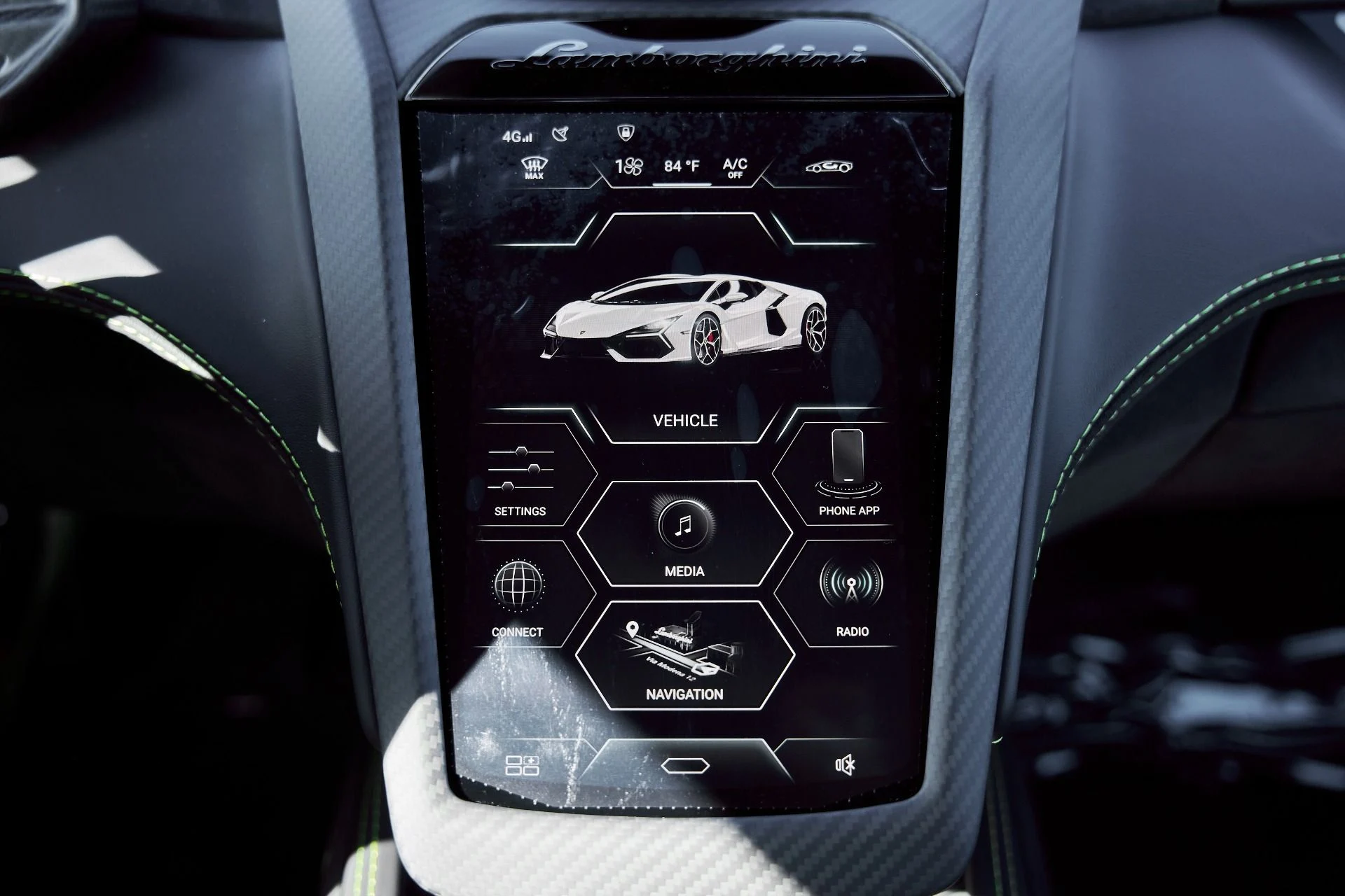mph065_2966913139_Used_2025_Lamborghini_Revuelto_1769824562_82cd6957a1