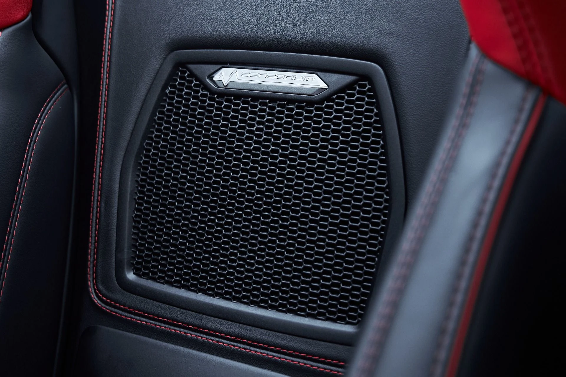 mph065_298821512_Used_2024_Lamborghini_Huracan_EVO_Spyder_1766881388_752fe29ba8