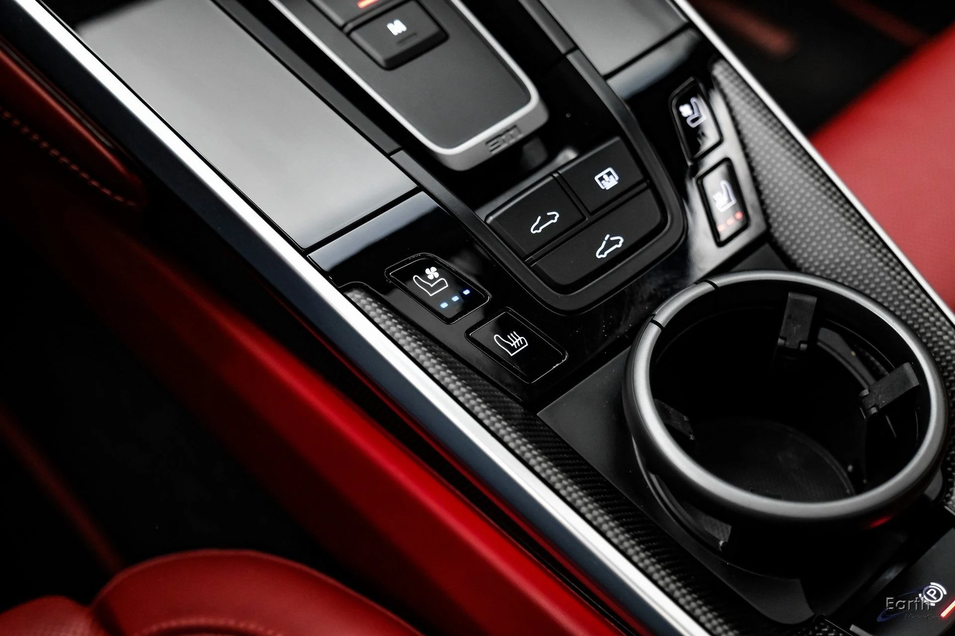 mph065_3057731653_e34f1307da49ae4b47f631c04958419cx_14e91f8e26