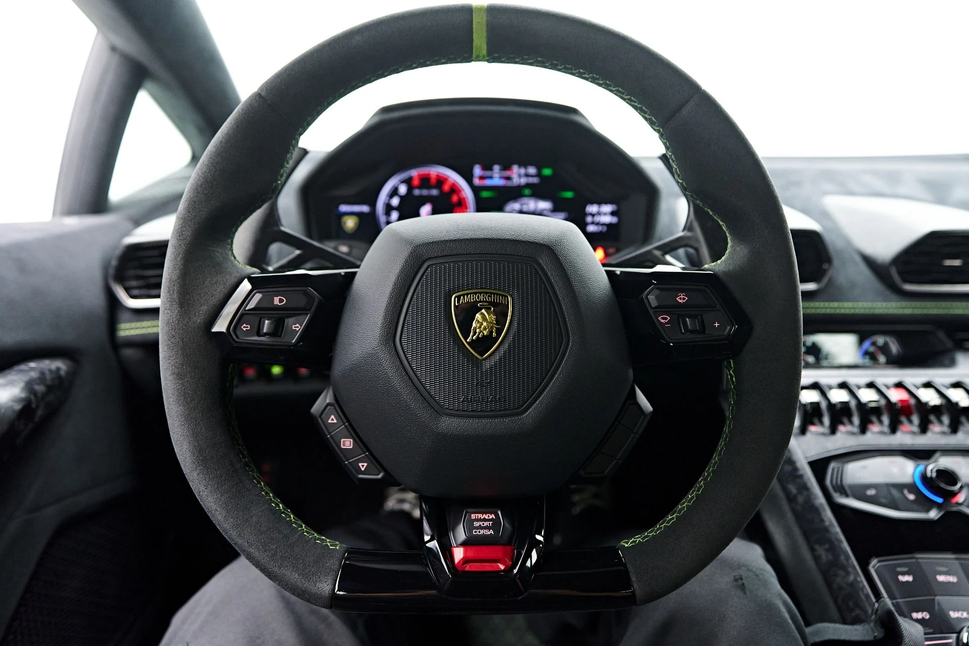 mph065_308668470_Used_2019_Lamborghini_Huracan_Performante_1757626104_3c9ae24947