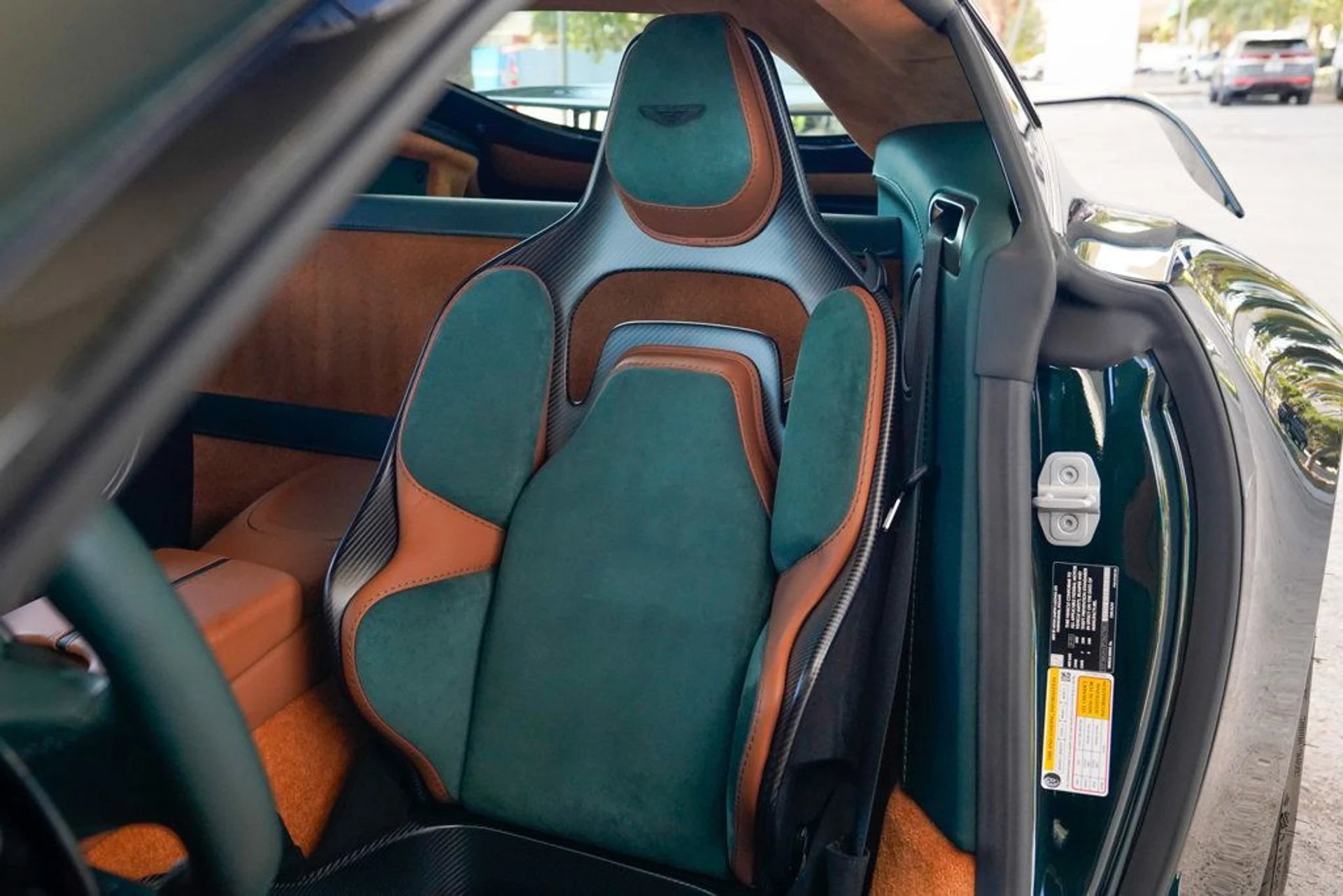 mph065_3087010768_used_2023_aston_martin_vantage_v12coupe_14354_22896697_66_1024_02bbbfc781