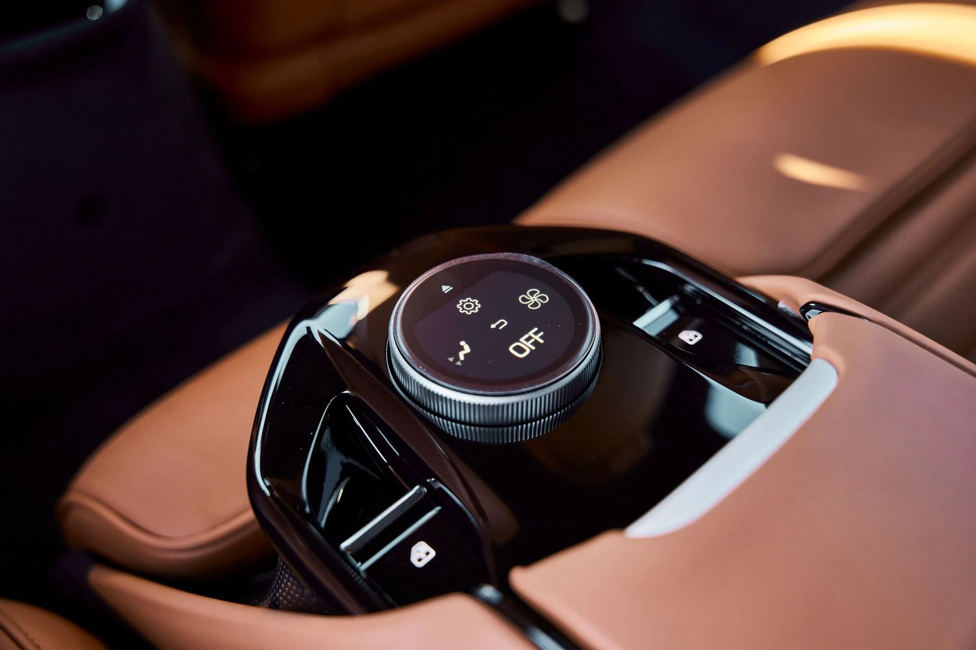 mph065_3092501191_Used_2026_Ferrari_Purosangue_1771462154_db726b76ea