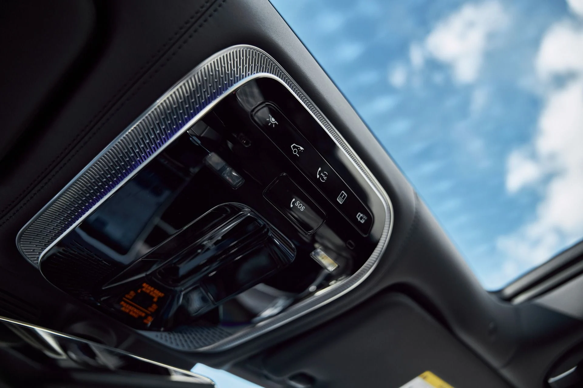 mph065_3110223588_Used_2025_Mercedes_Benz_S_Class_Maybach_S_580_1769305370_5dd03a140c