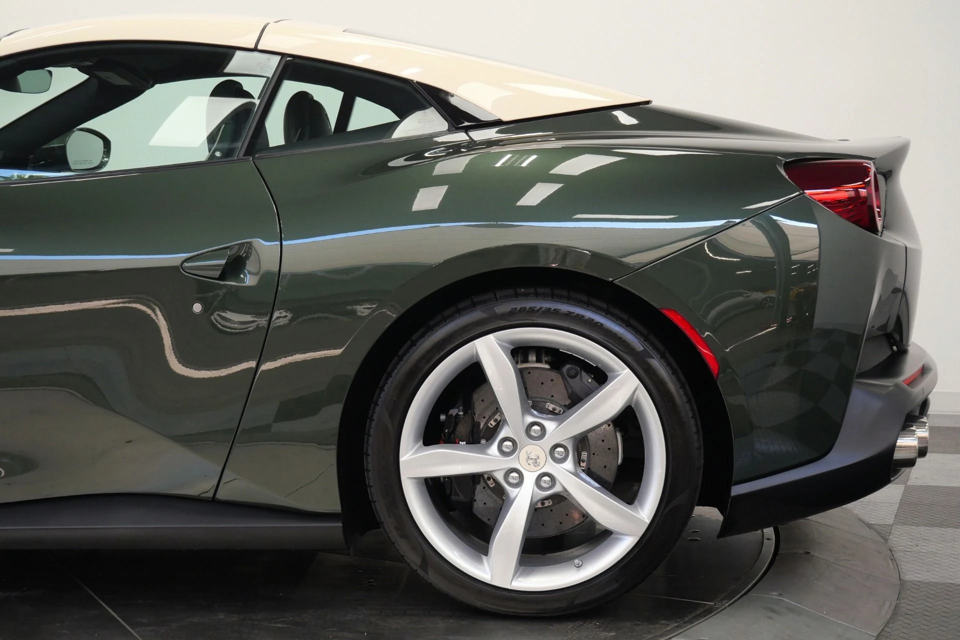 mph065_3151571479_Used_2019_Ferrari_Portofino_Tailor_Made_in_NYC_Unique_Exterior_and_Interior_Colors_Amazing_1779827037_5f368b9e64