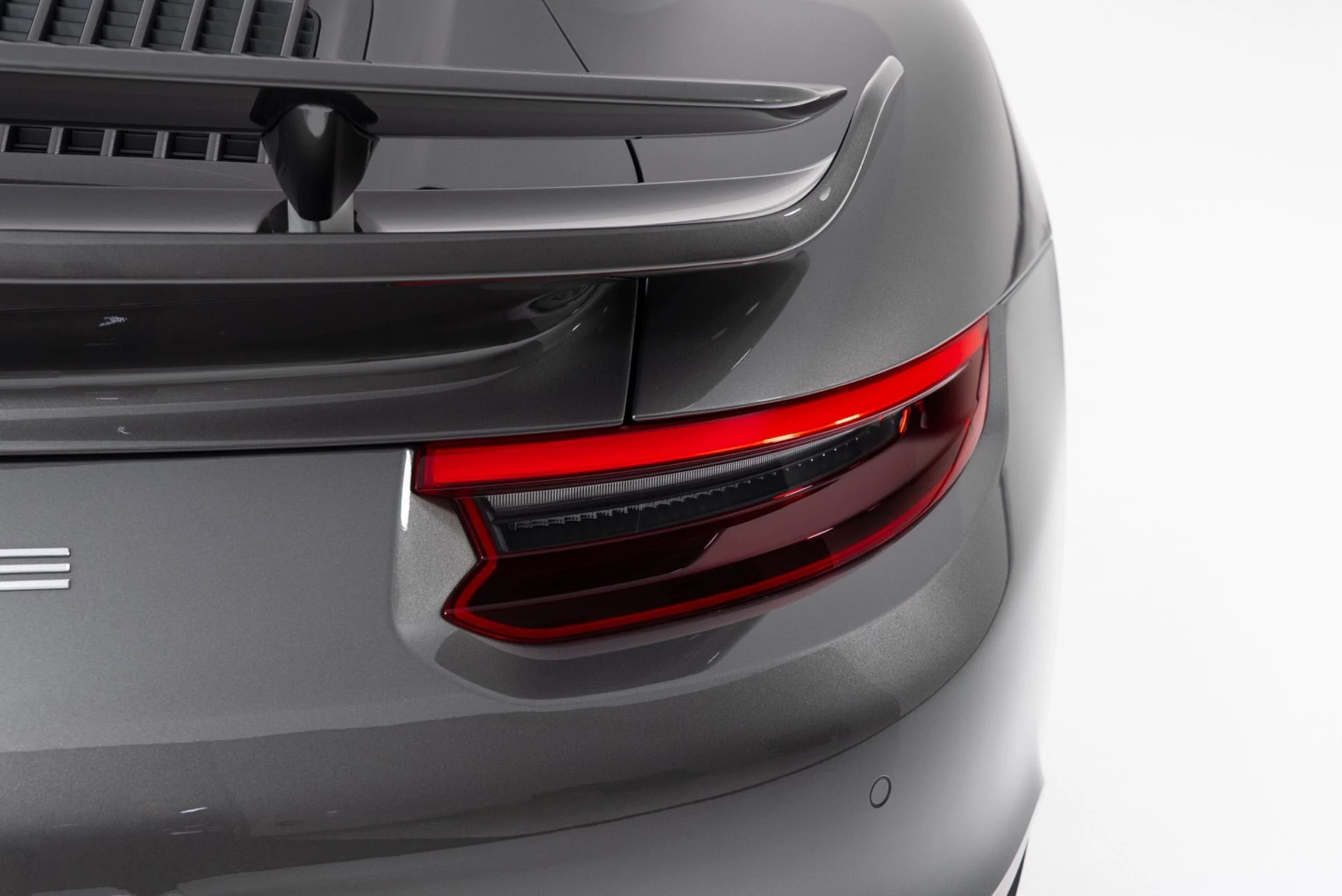 mph065_3222235111_Used_2019_Porsche_911_Turbo_S_1774999660_a2affdf2e2