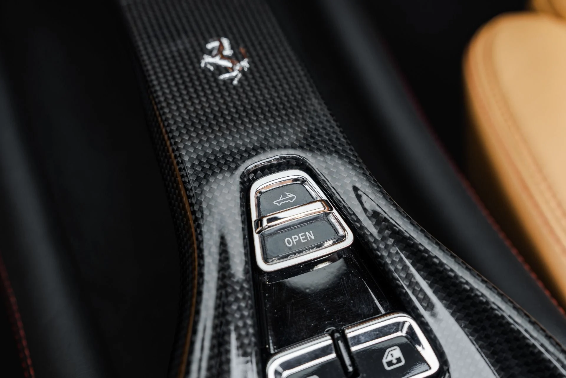 mph065_3226396735_Used_2011_Ferrari_California_1793140930_ce31ae252f