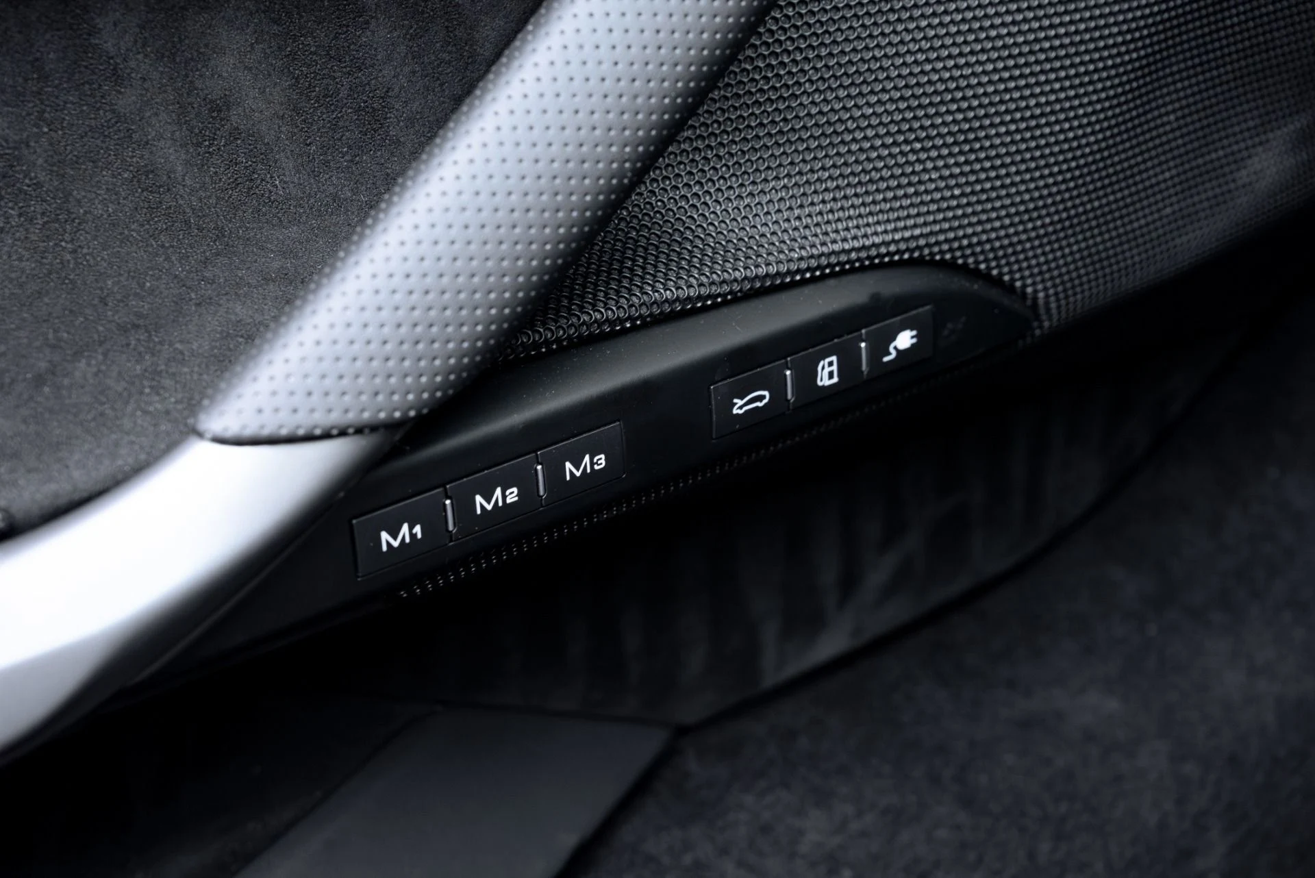 mph065_3227395810_Used_2023_Ferrari_296_GTS_1776370037_e9675c1e01