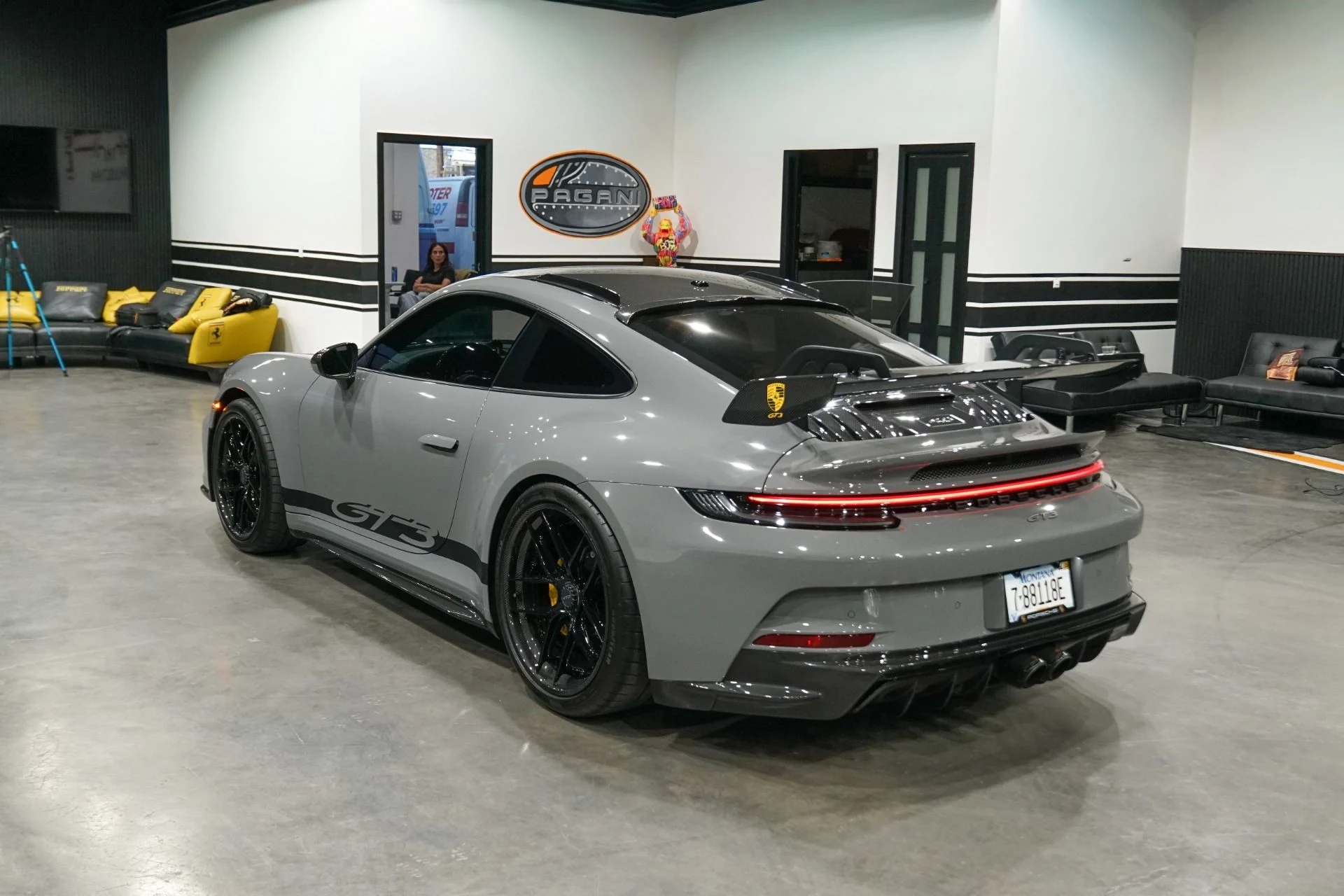 mph065_3249928173_Used_2022_Porsche_911_GT_3_1766780479_d09e183370