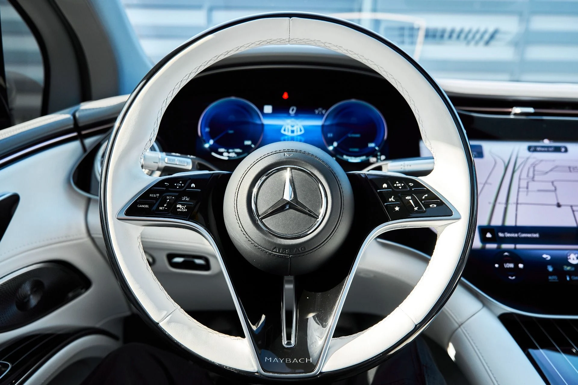 mph065_325042799_Used_2024_Mercedes_Benz_EQS_Maybach_EQS_680_1766455966_1eb10cbe5a